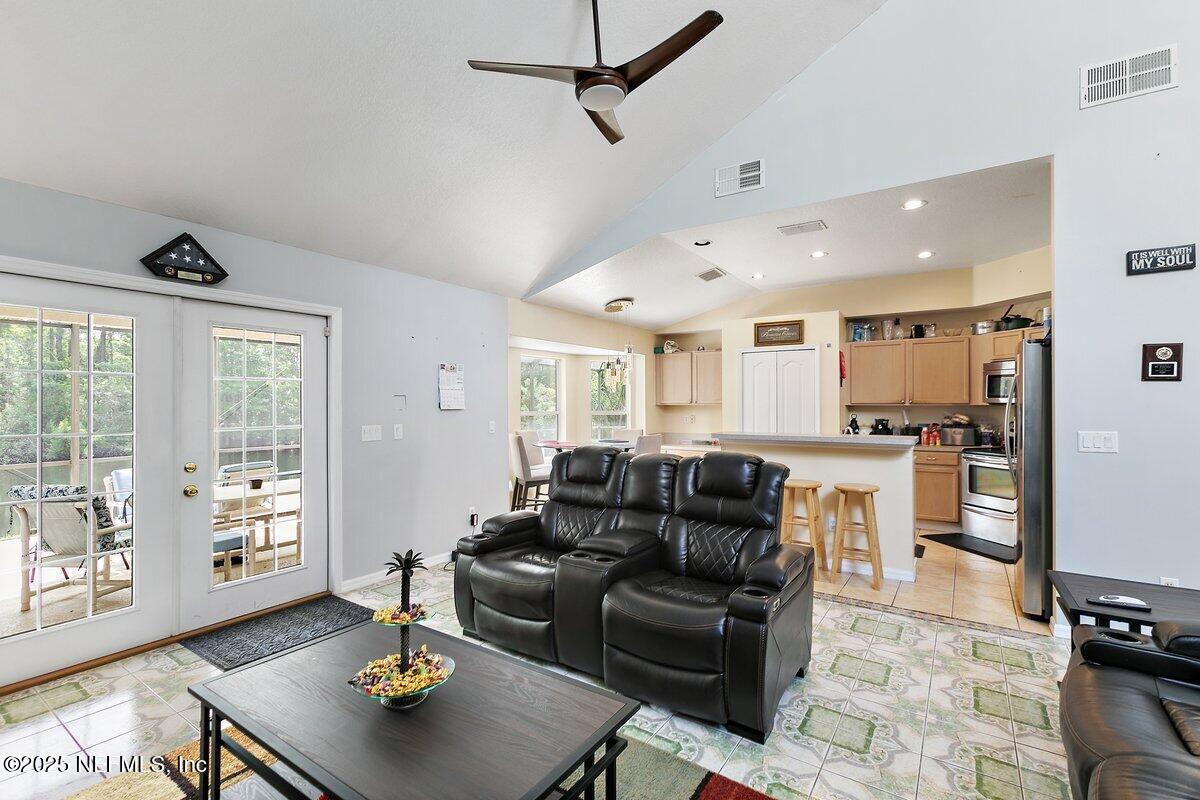 953 MYSTIC HARBOR Drive