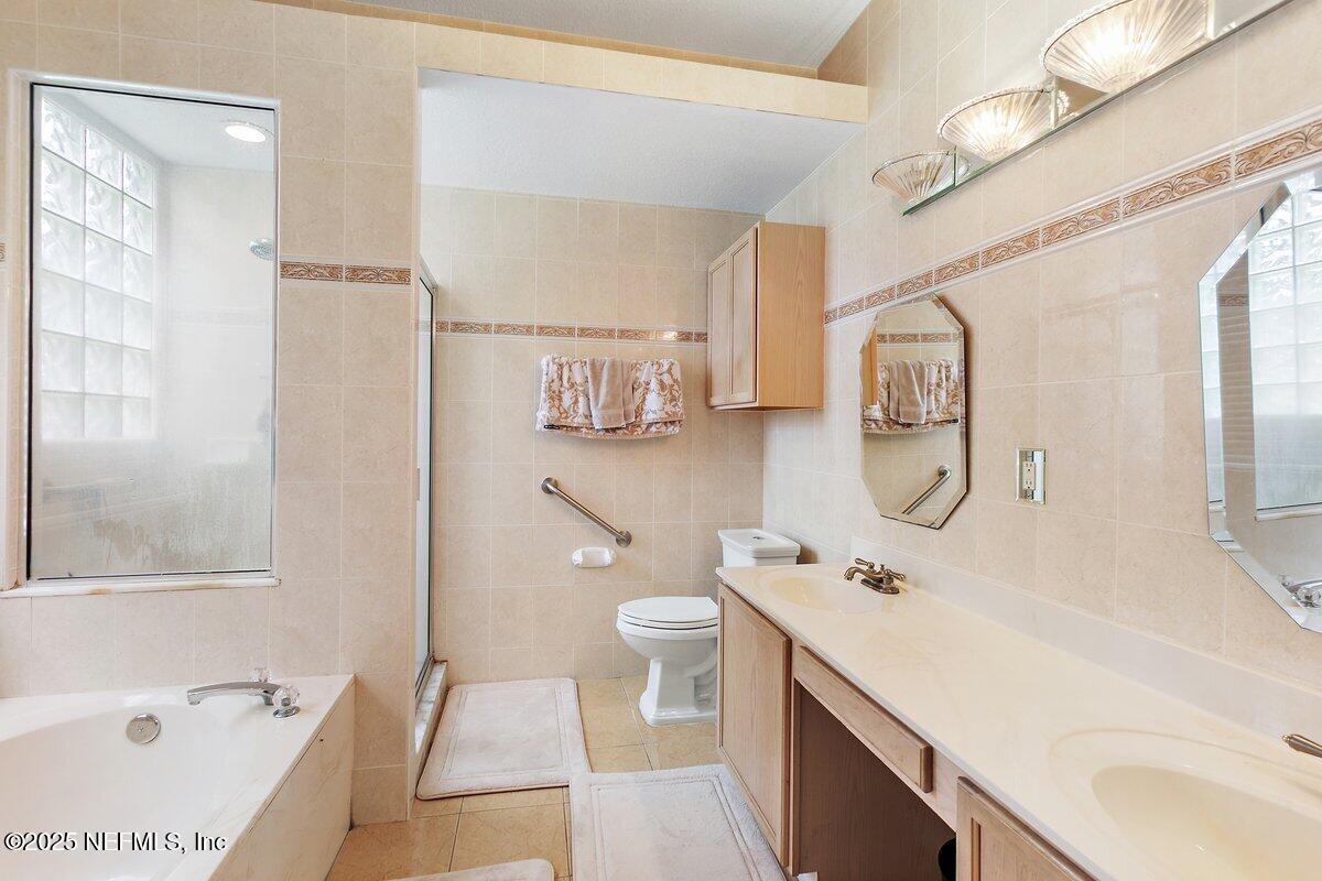 953 MYSTIC HARBOR Drive