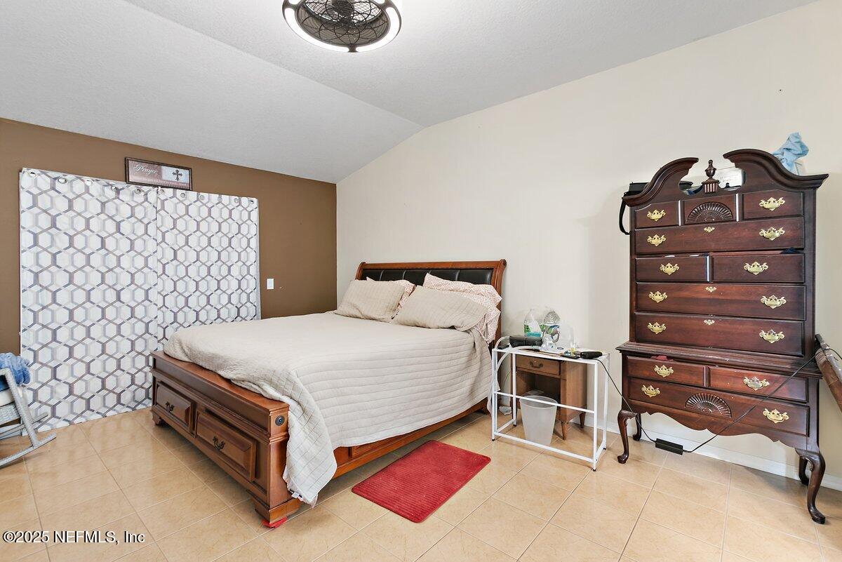 953 MYSTIC HARBOR Drive