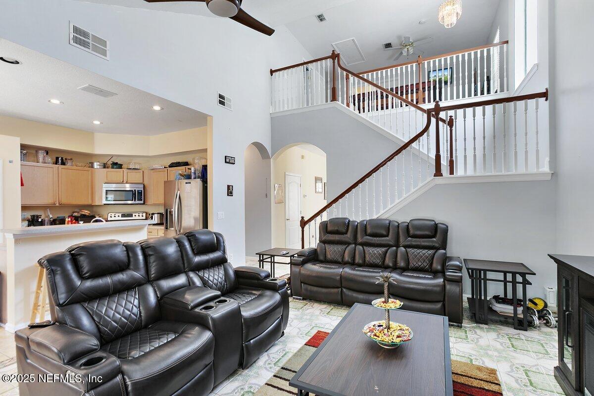 953 MYSTIC HARBOR Drive