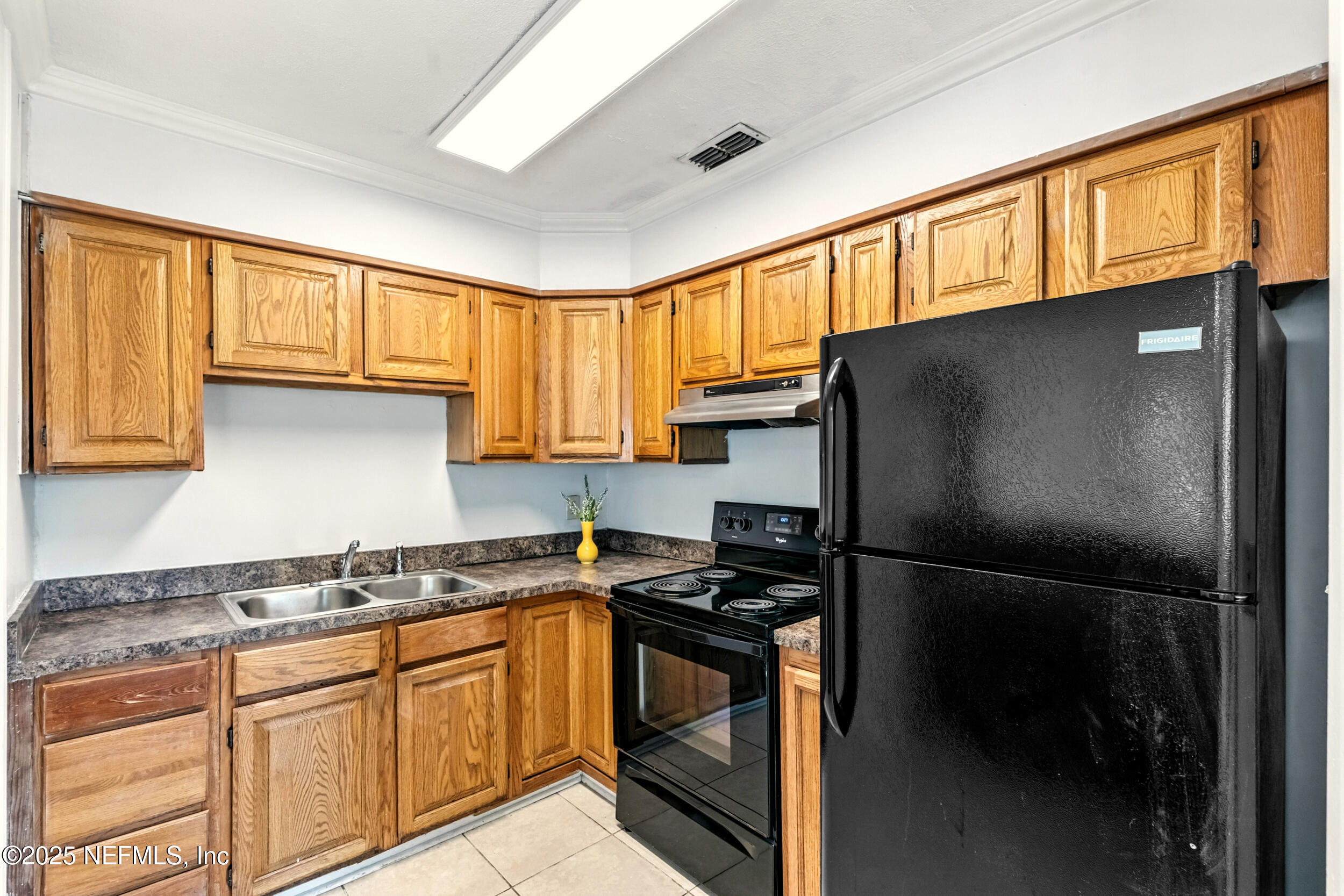 2640 COMMONWEALTH Avenue