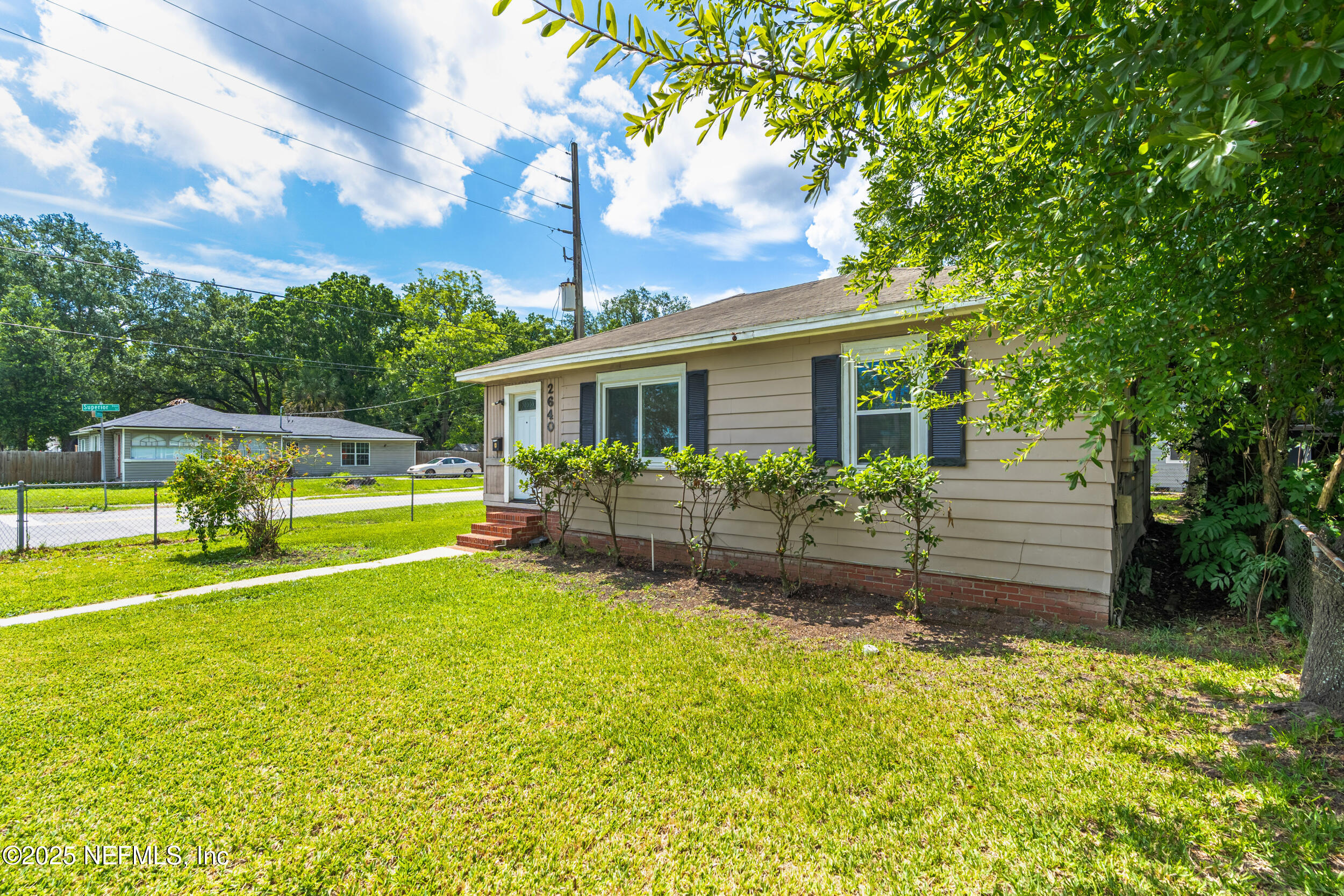 2640 COMMONWEALTH Avenue