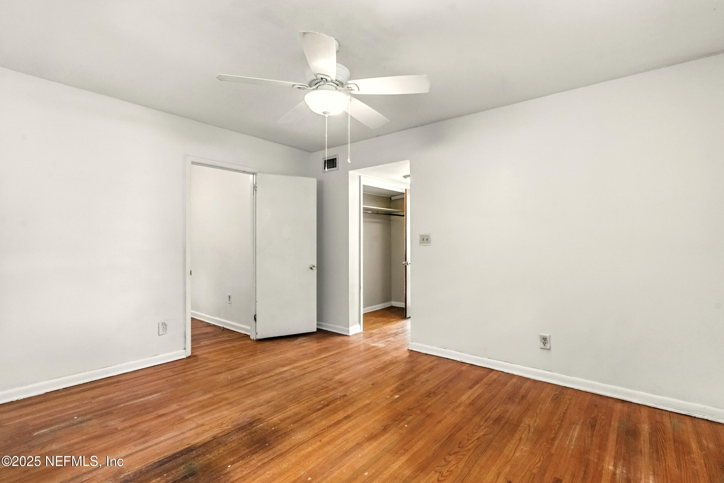 2640 COMMONWEALTH Avenue