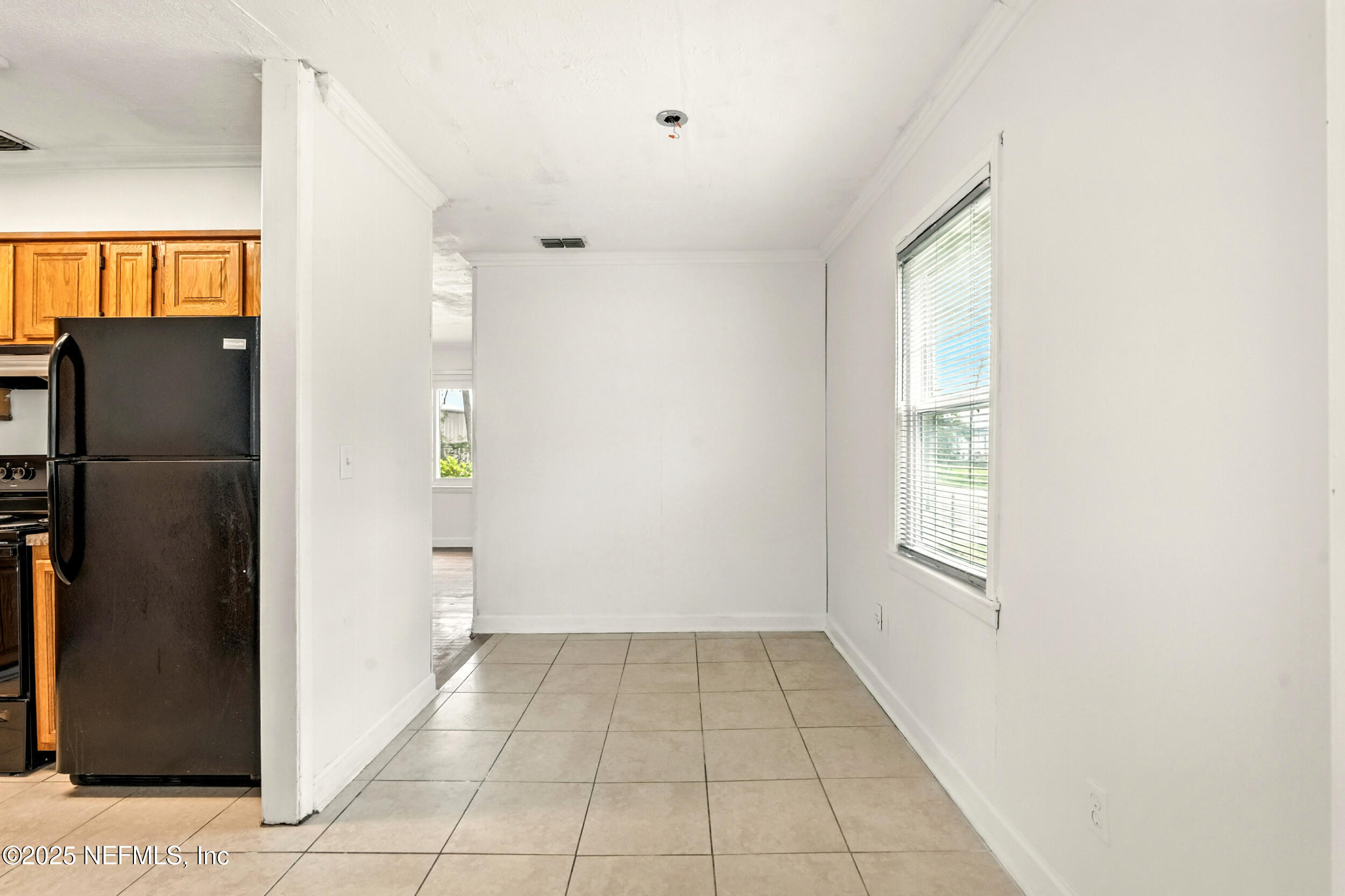 2640 COMMONWEALTH Avenue