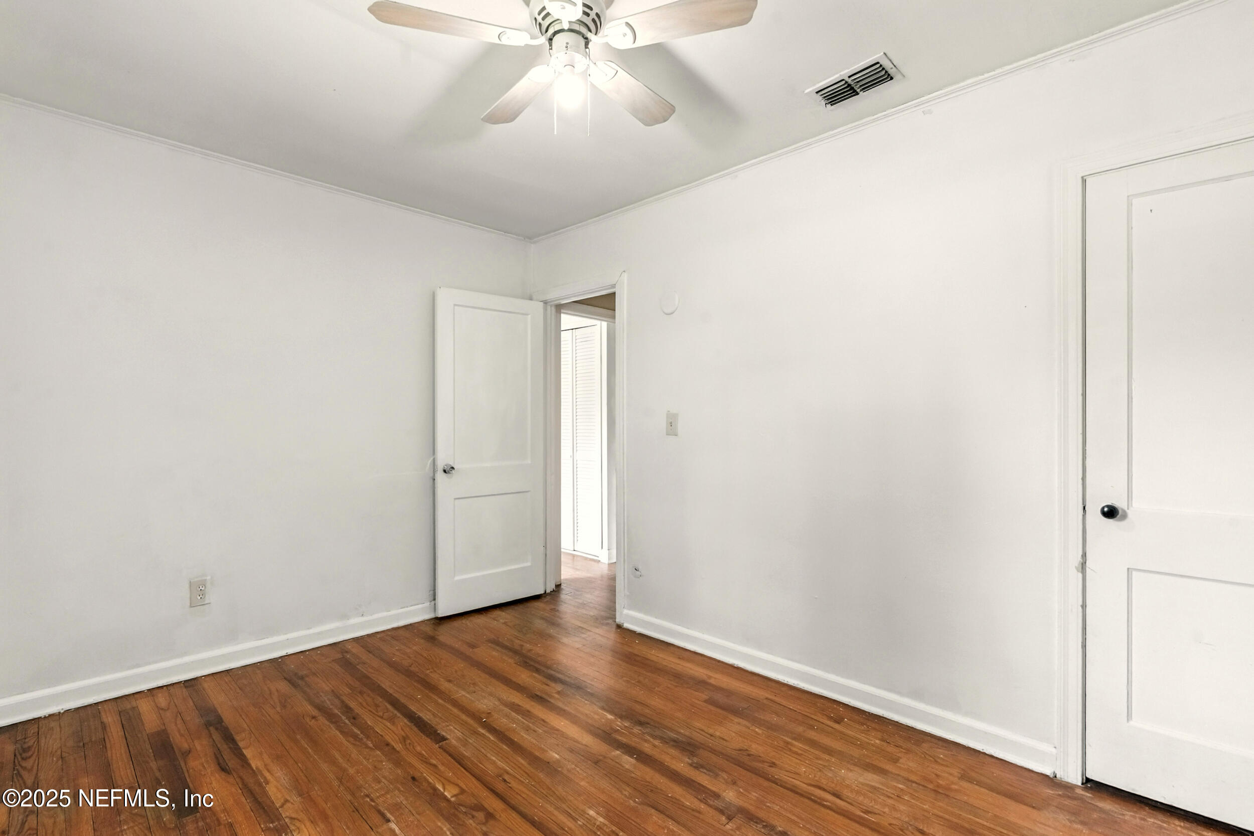 2640 COMMONWEALTH Avenue