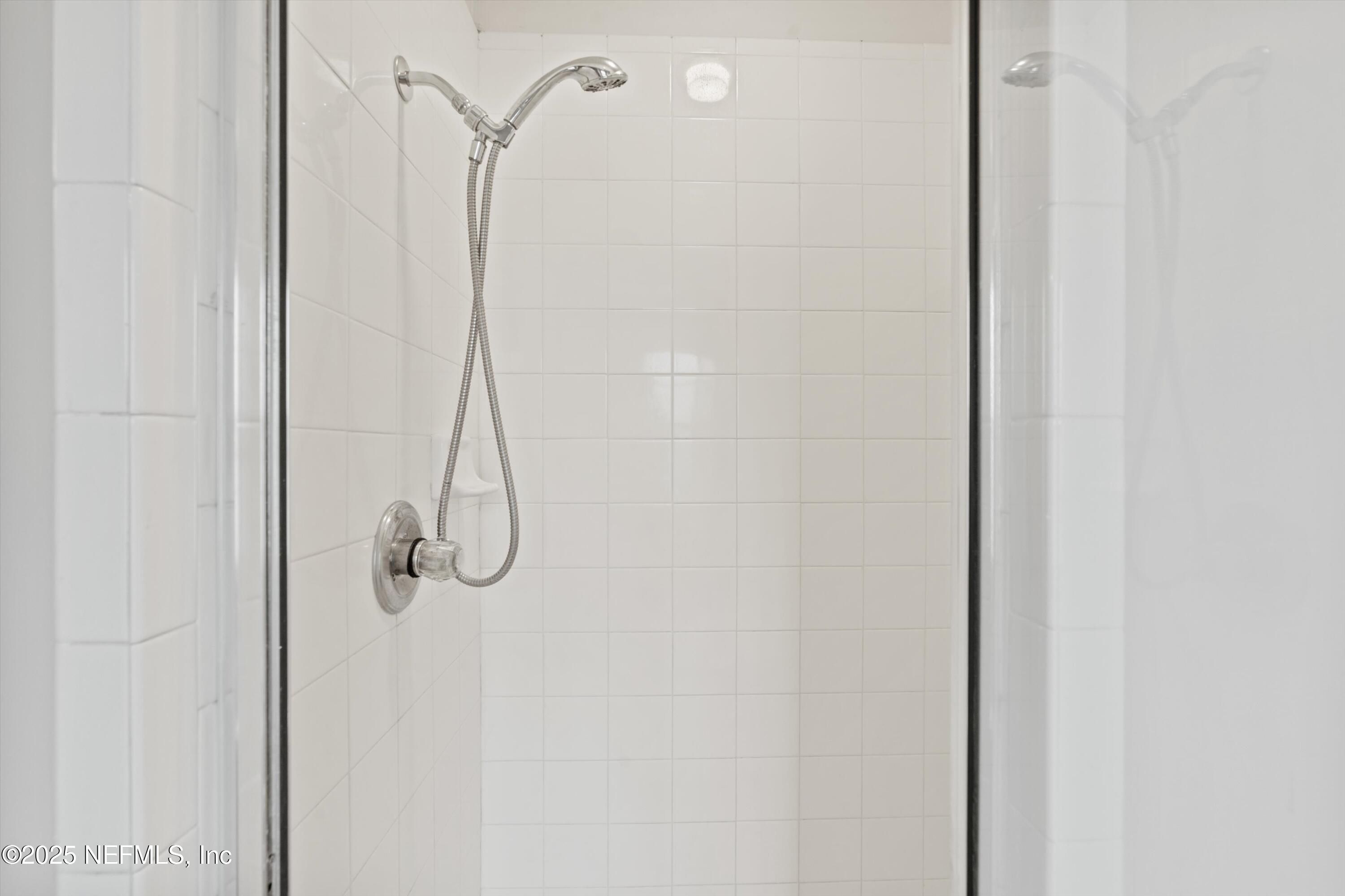 4533 WANDERING OAKS Drive S