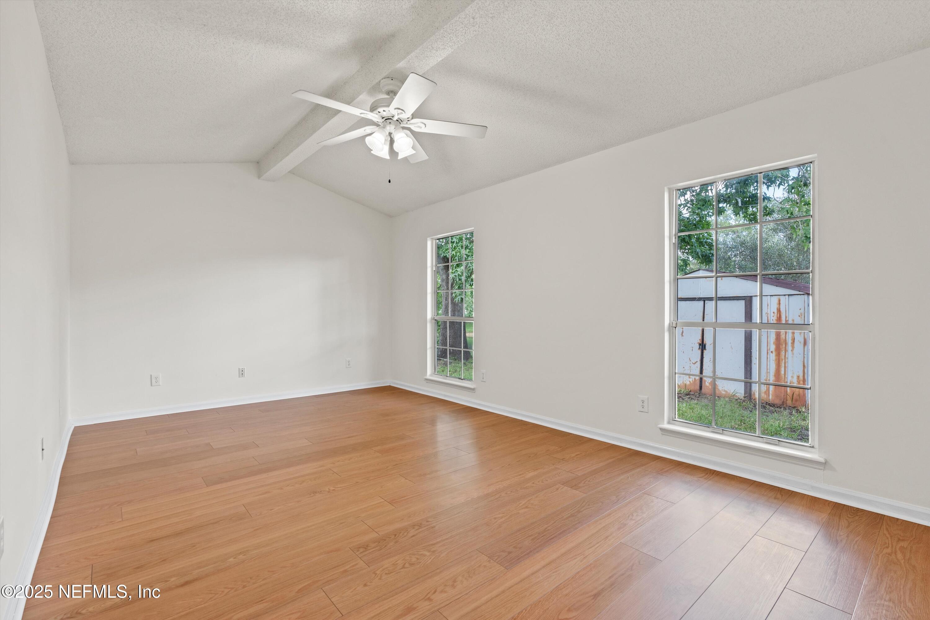 4533 WANDERING OAKS Drive S