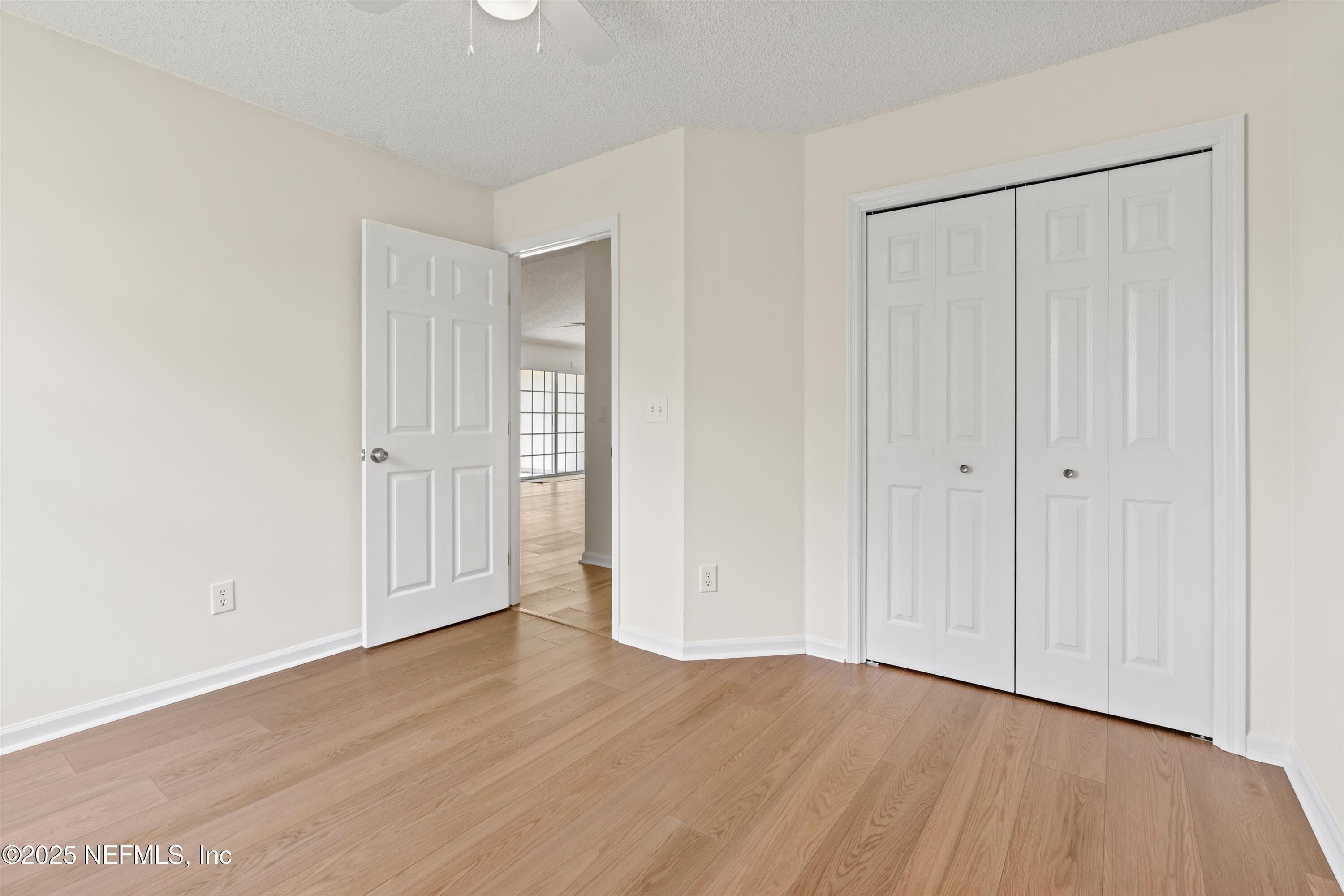 4533 WANDERING OAKS Drive S