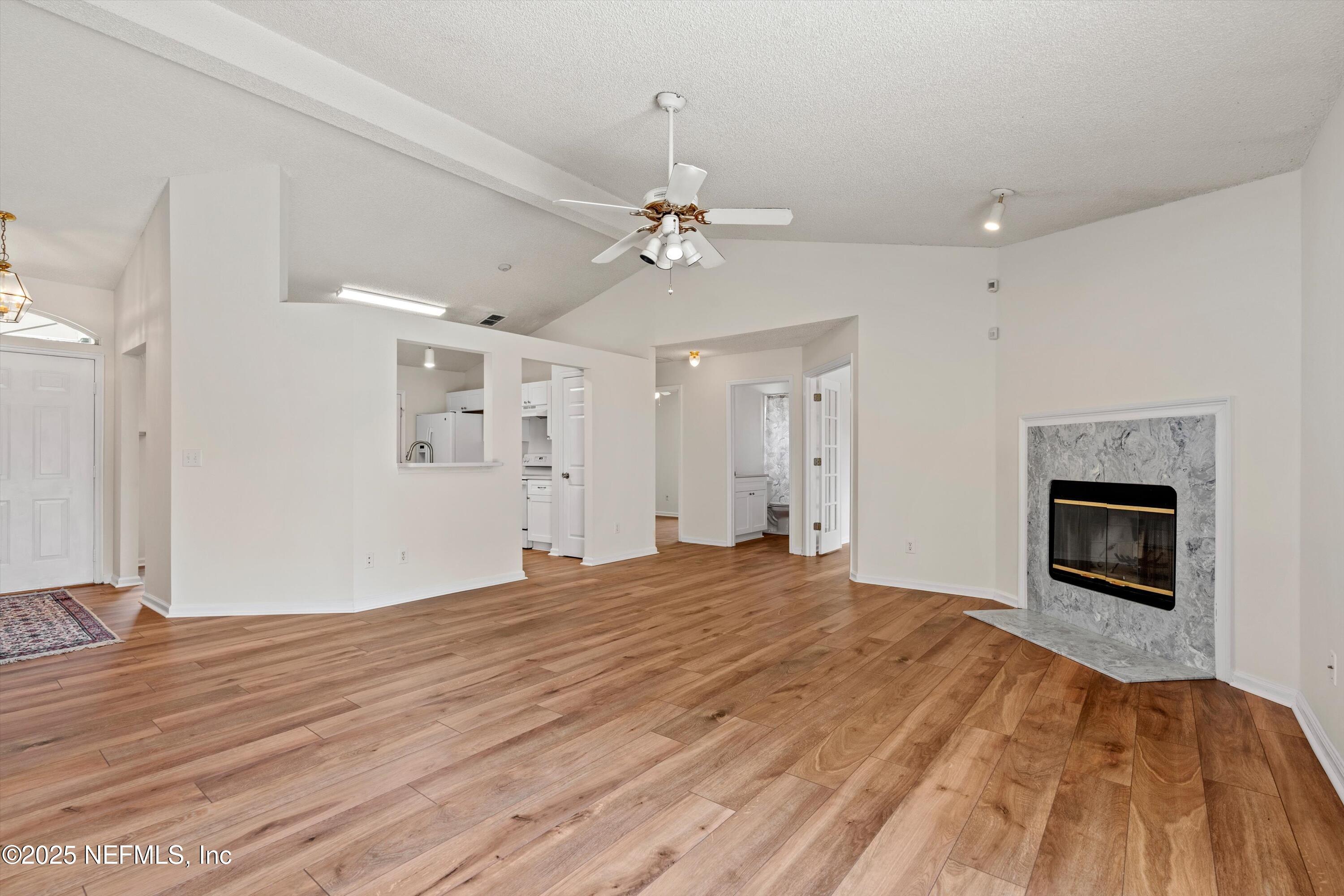 4533 WANDERING OAKS Drive S