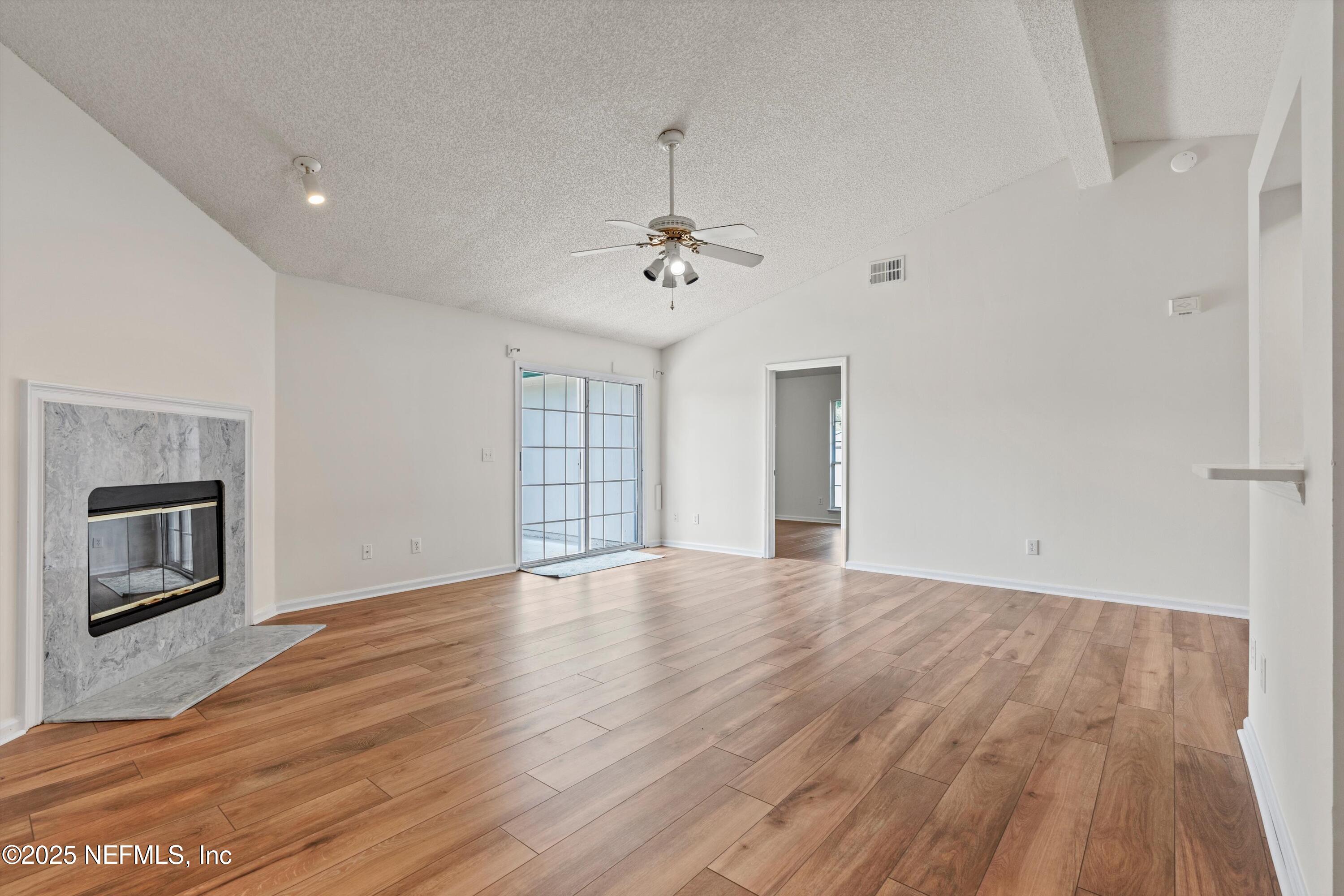 4533 WANDERING OAKS Drive S