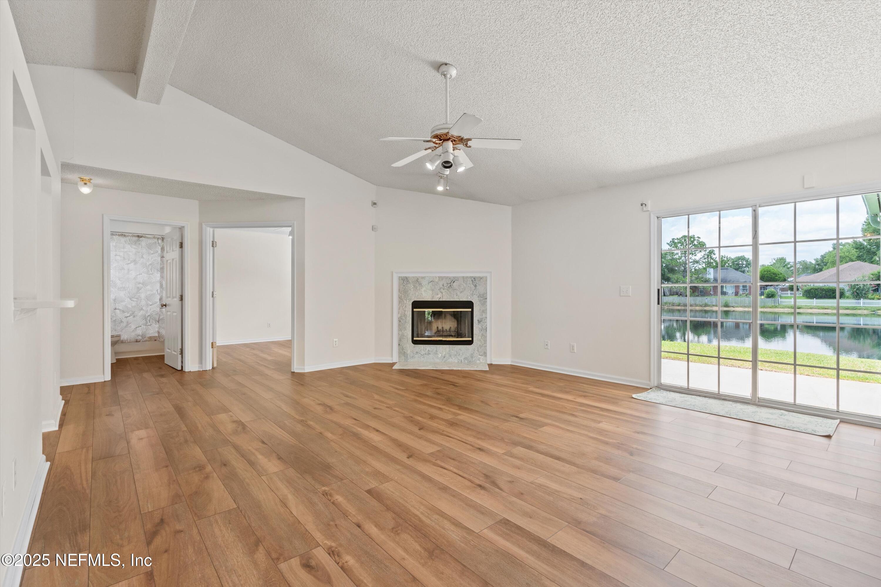 4533 WANDERING OAKS Drive S