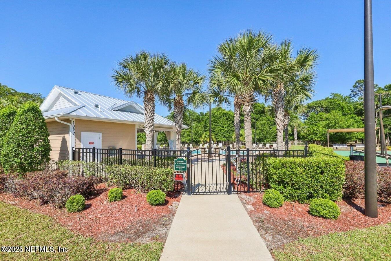 4032 SANDBANK Court