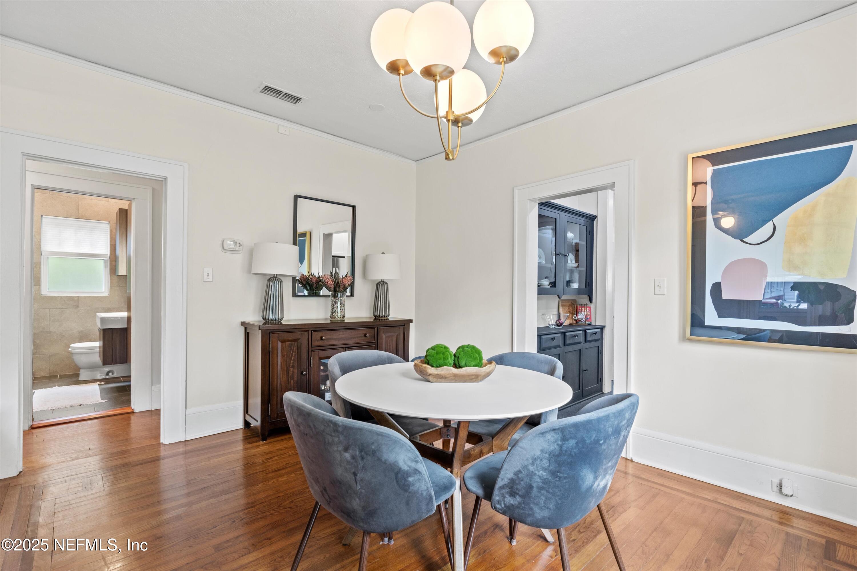 1342 HOLLYWOOD Avenue