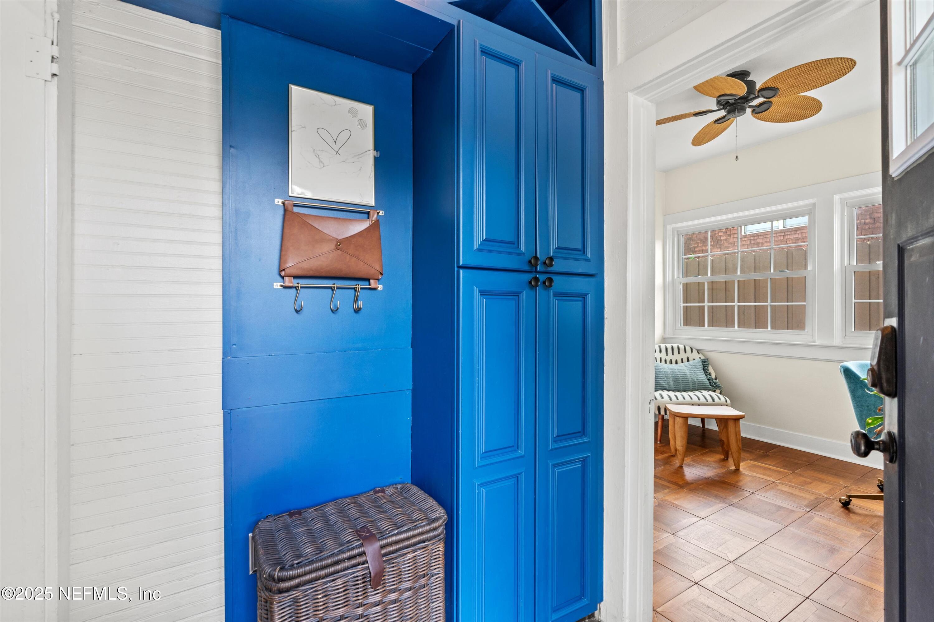 1342 HOLLYWOOD Avenue