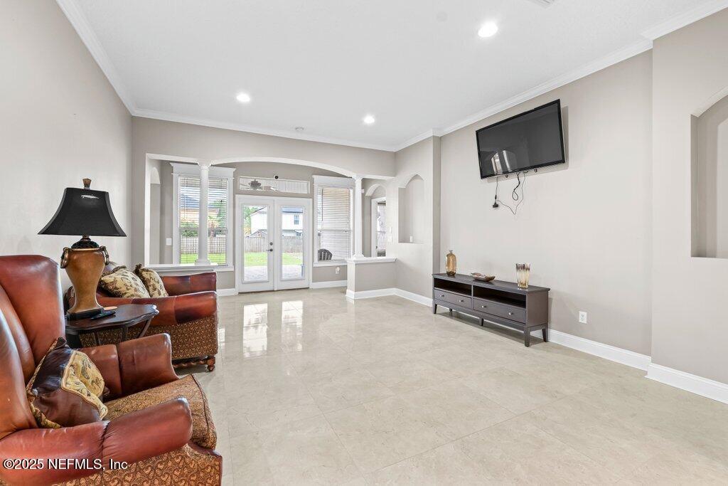 3156 SCENIC OAKS Drive