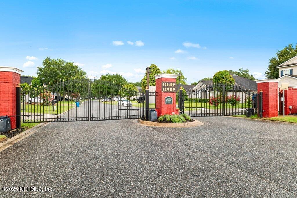 3156 SCENIC OAKS Drive