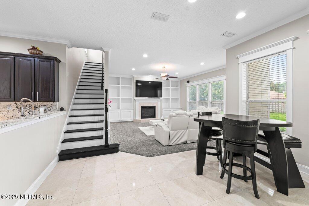 3156 SCENIC OAKS Drive