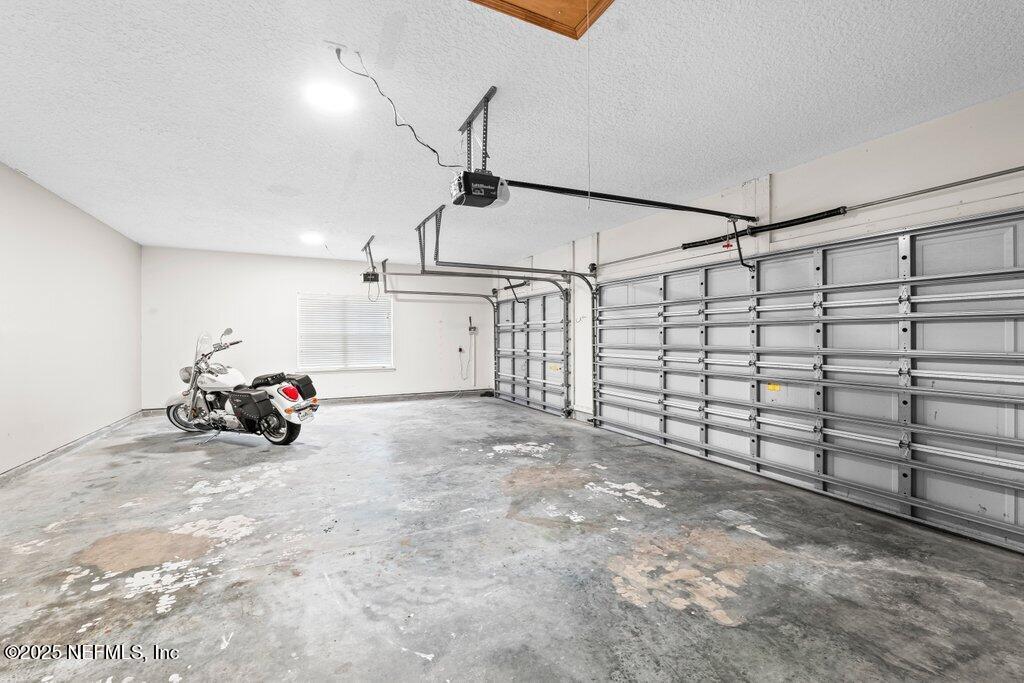 3156 SCENIC OAKS Drive