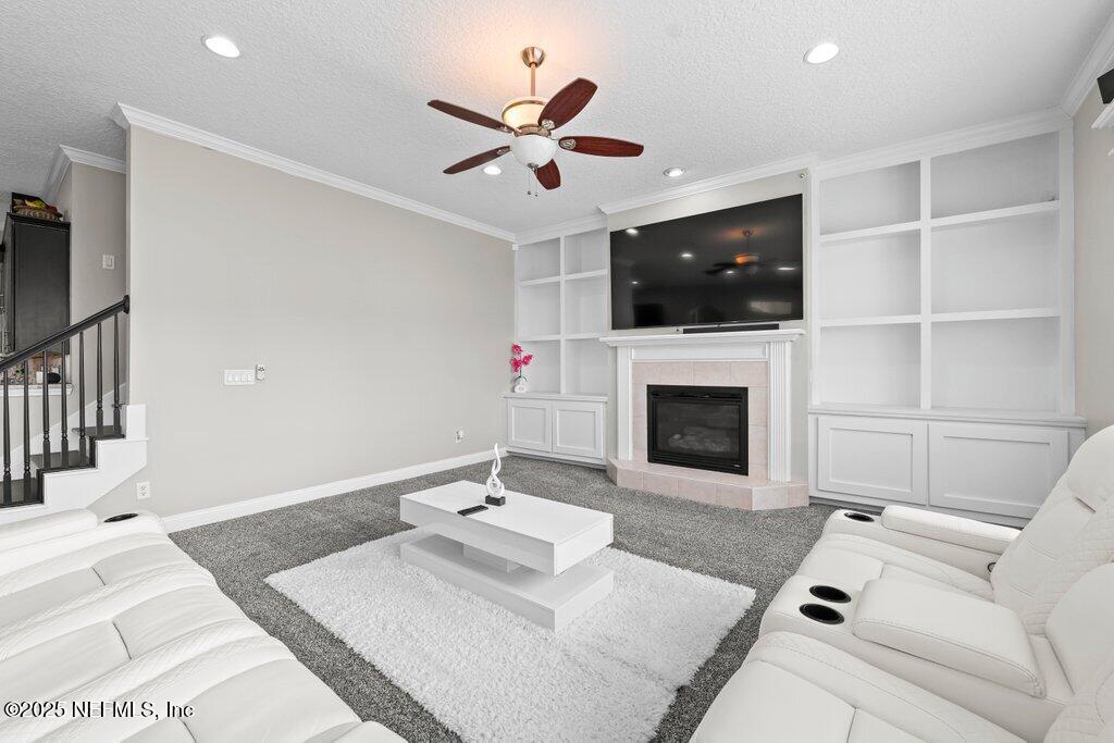 3156 SCENIC OAKS Drive