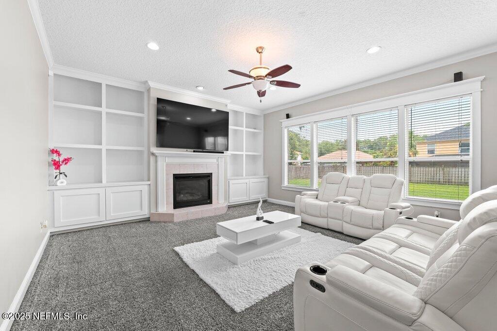 3156 SCENIC OAKS Drive