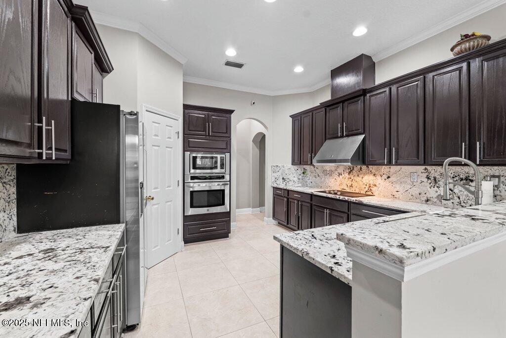 3156 SCENIC OAKS Drive