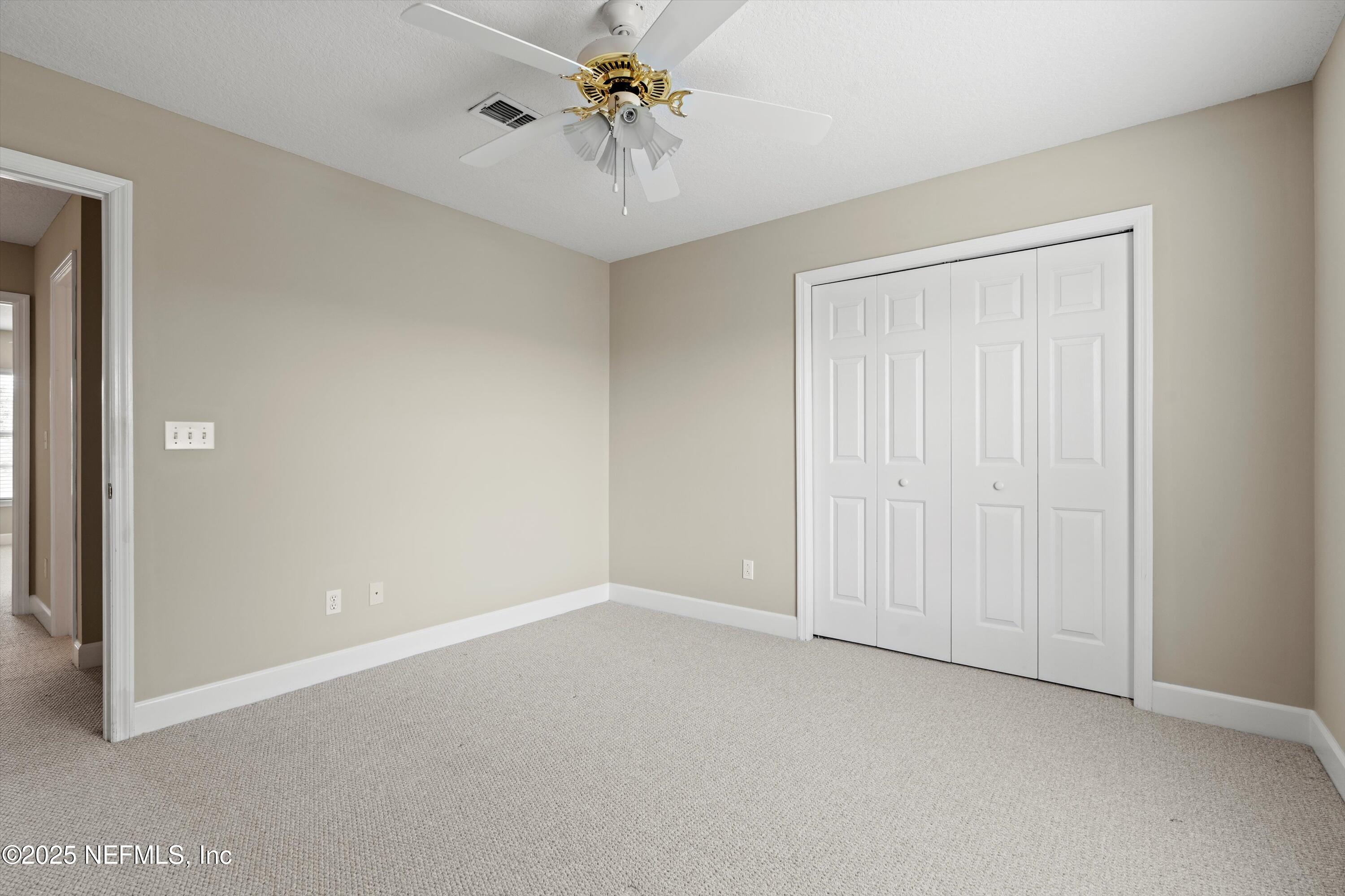 7610 SENTRY OAK Circle