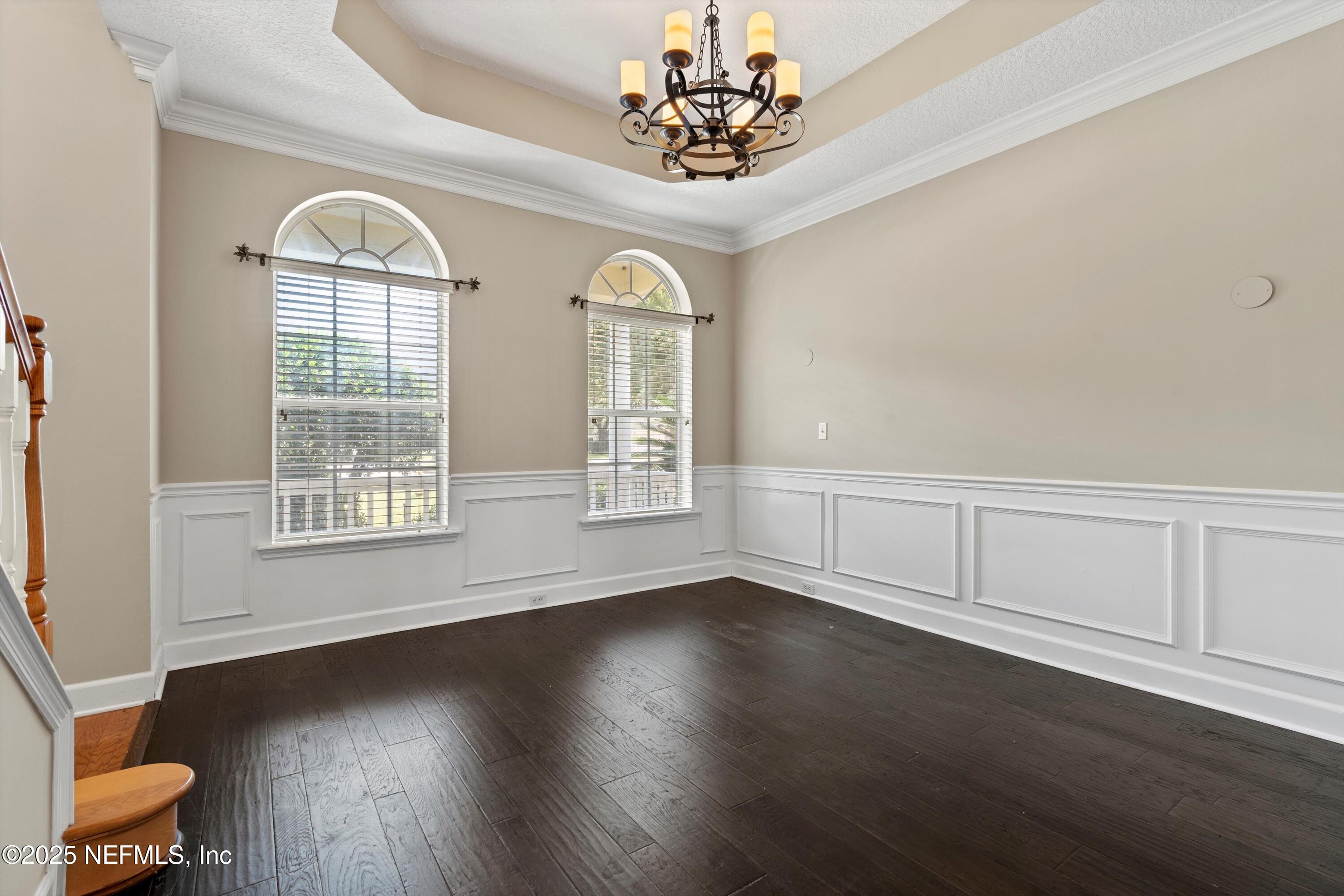 7610 SENTRY OAK Circle