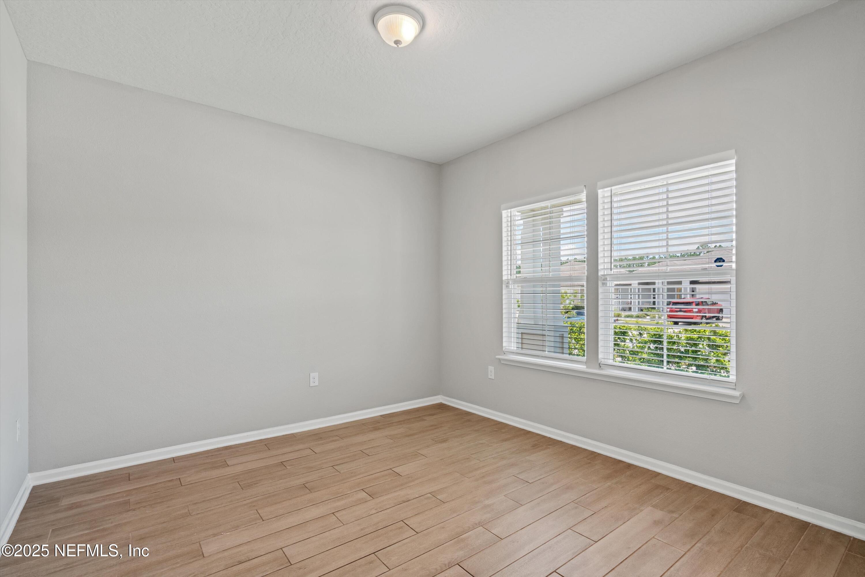 8047 ARCTIC FOX Road