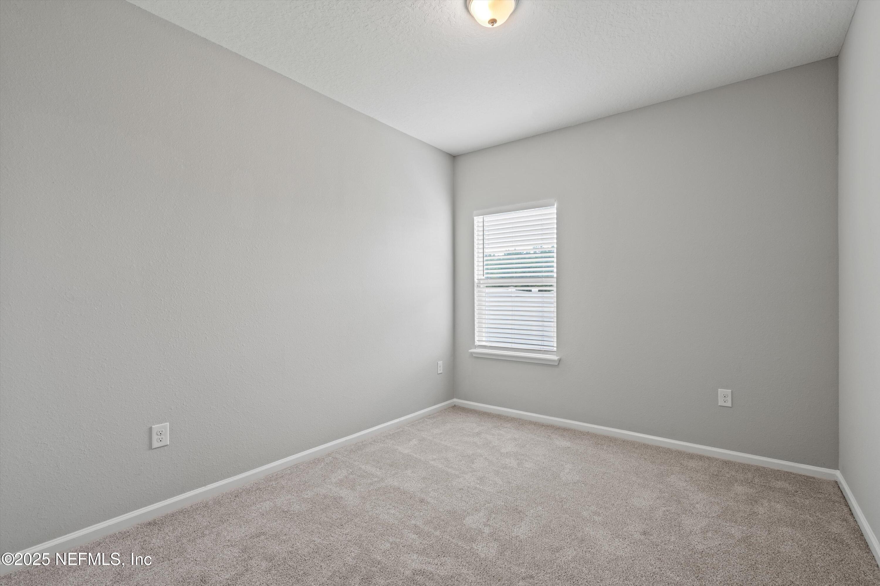 8047 ARCTIC FOX Road