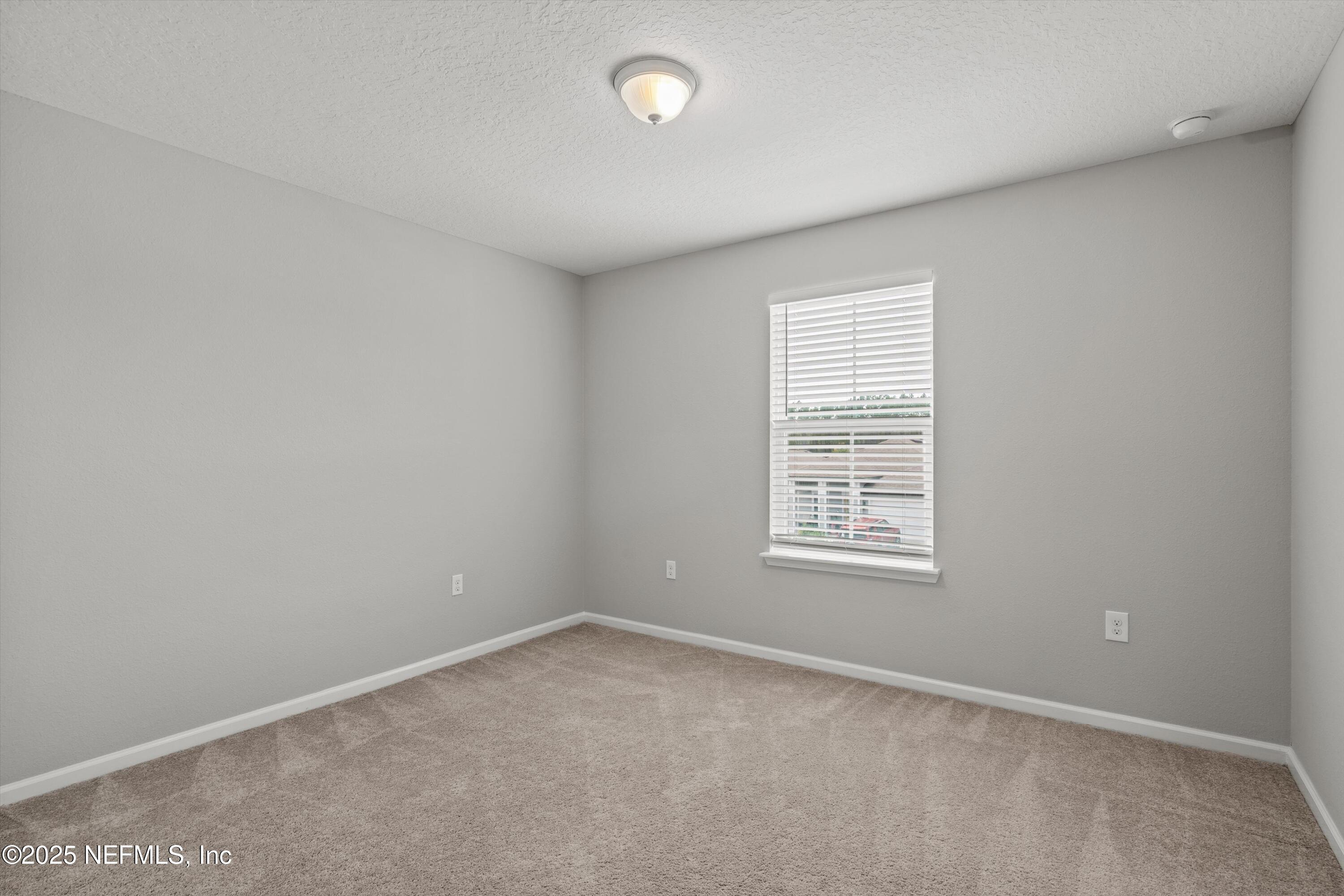 8047 ARCTIC FOX Road