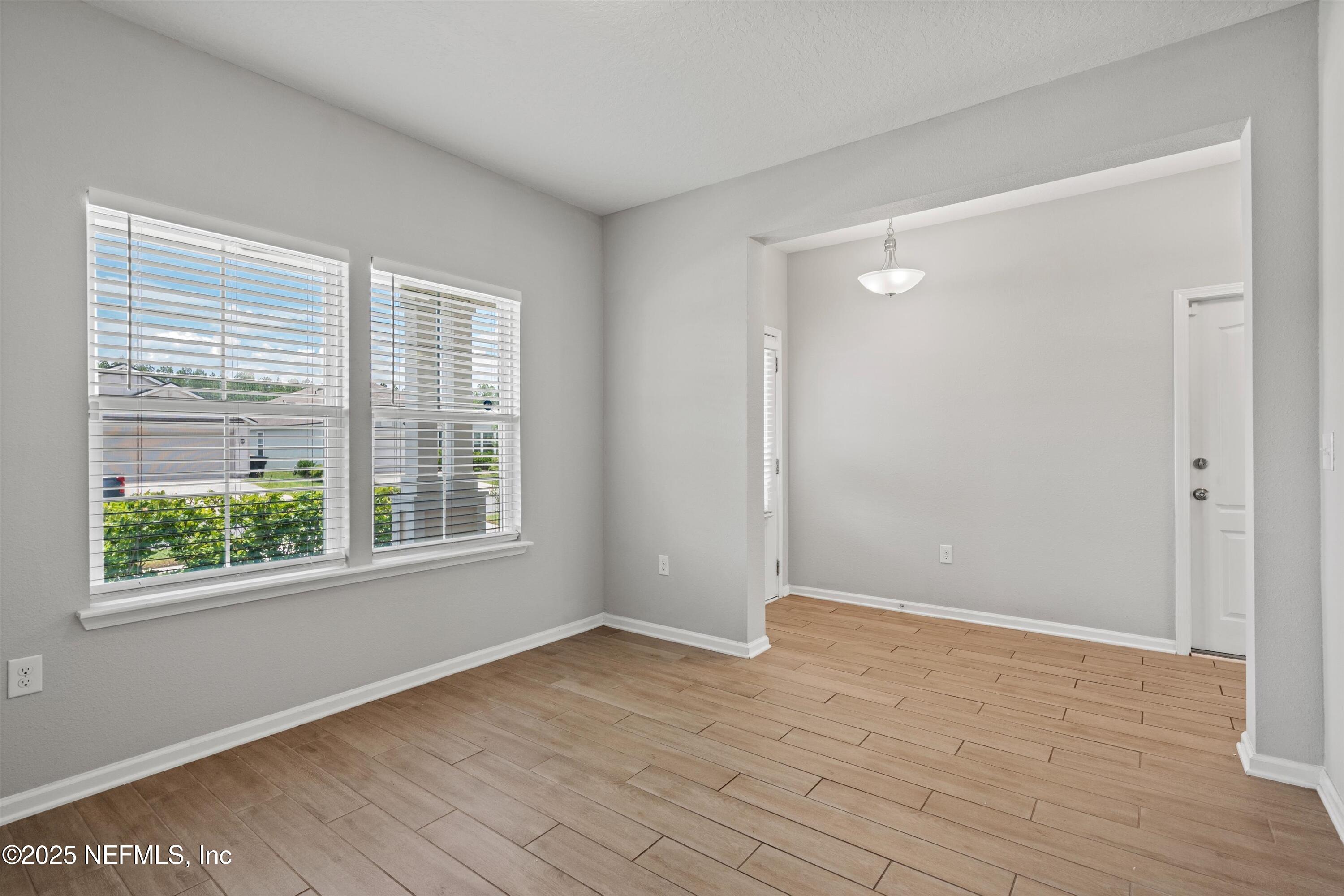 8047 ARCTIC FOX Road