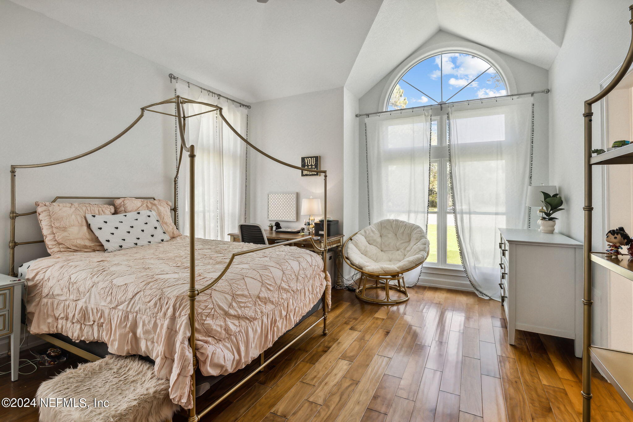 105 TEAL NEST Court