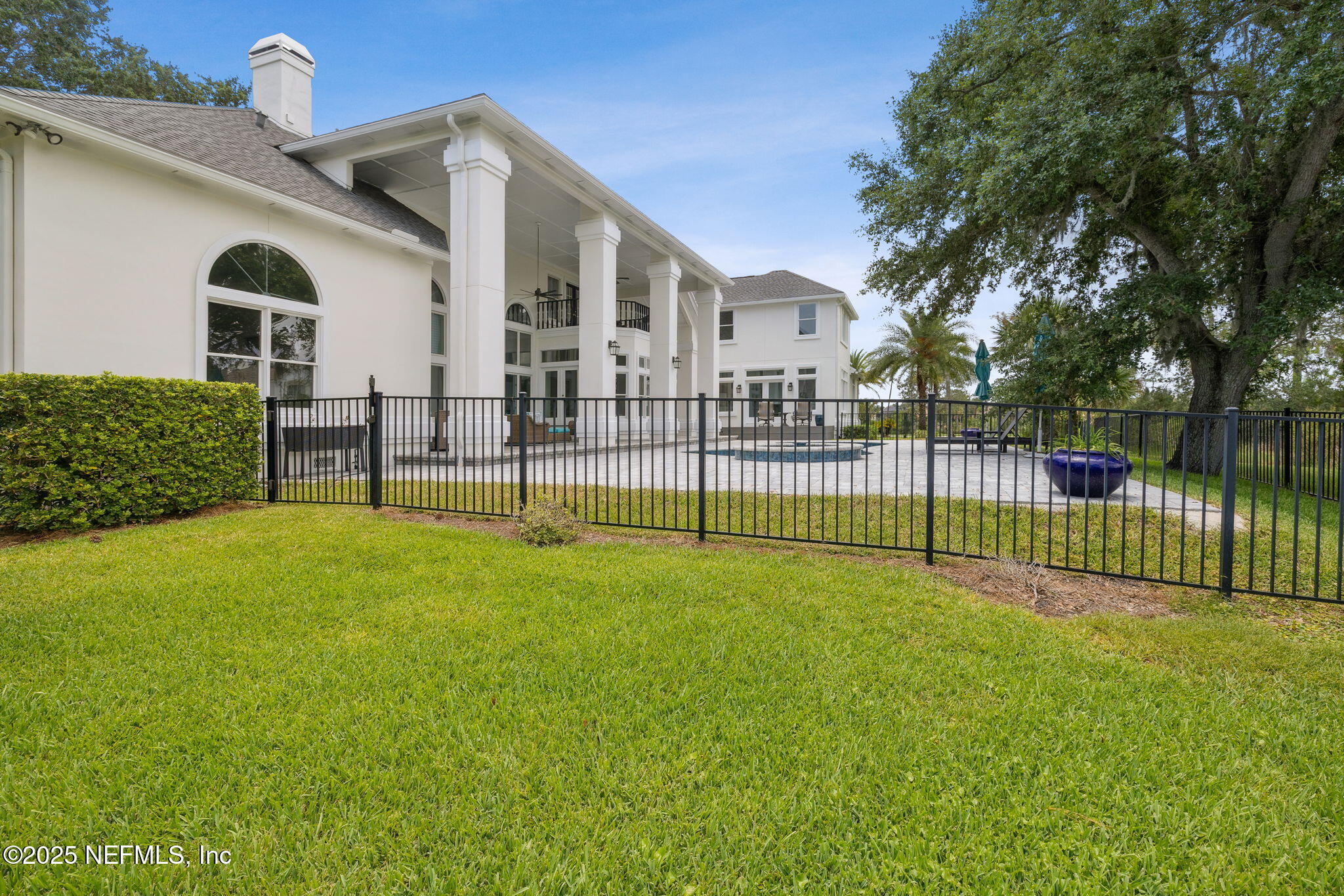 105 TEAL NEST Court