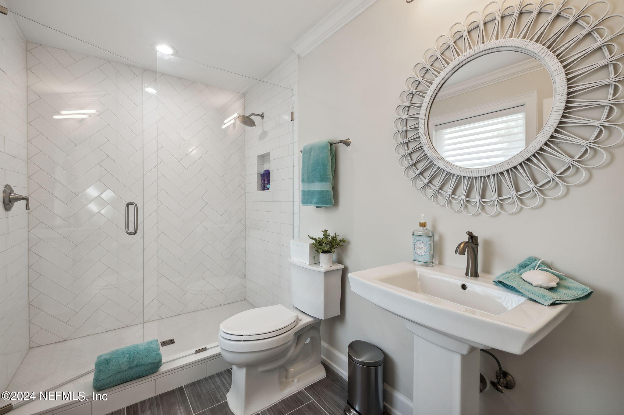 105 TEAL NEST Court