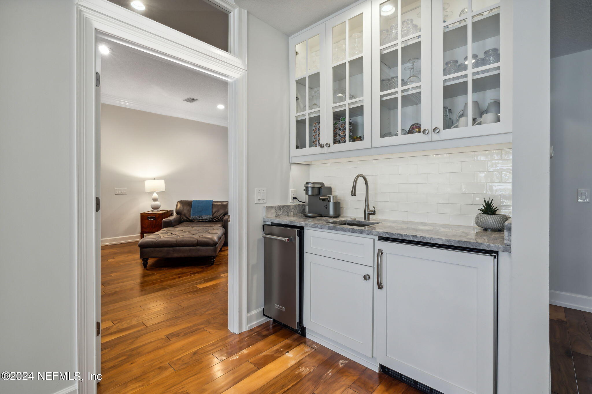 105 TEAL NEST Court