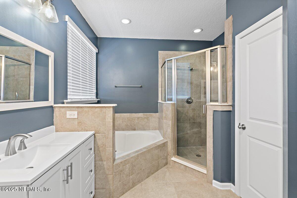 276 SANCTUARY Drive, St. Johns