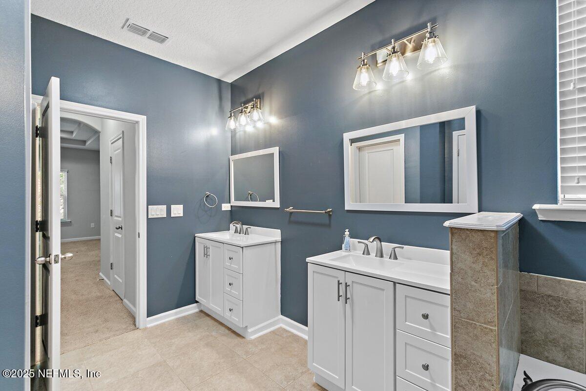 276 SANCTUARY Drive, St. Johns