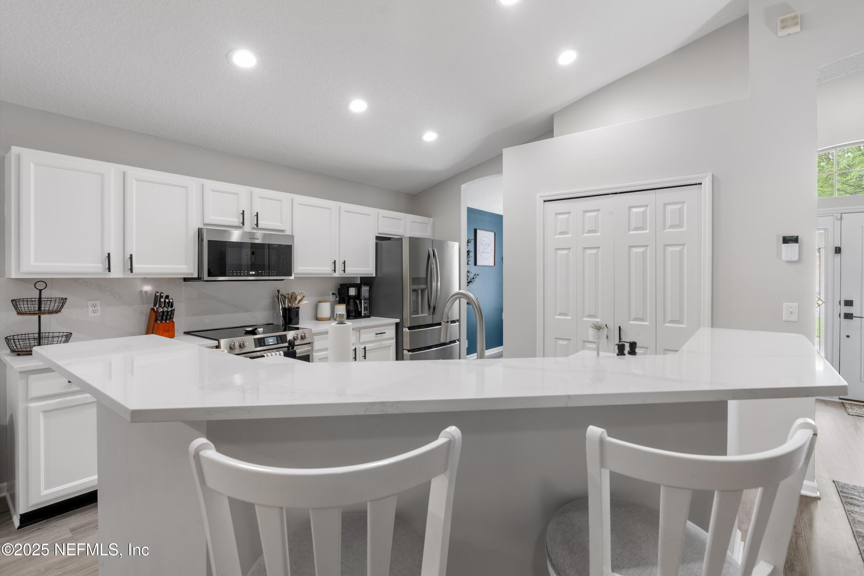2250 TRAILWOOD Drive
