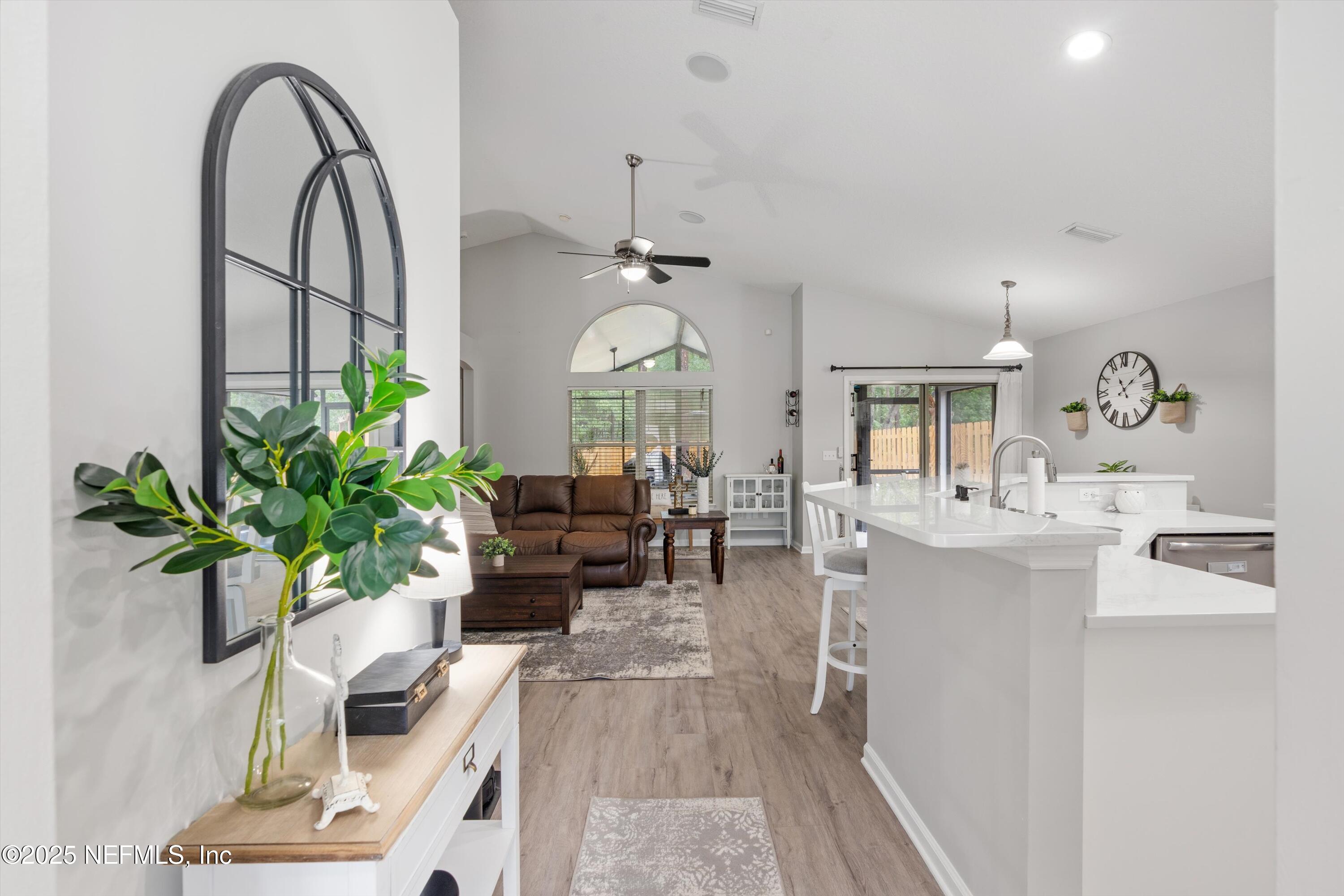 2250 TRAILWOOD Drive