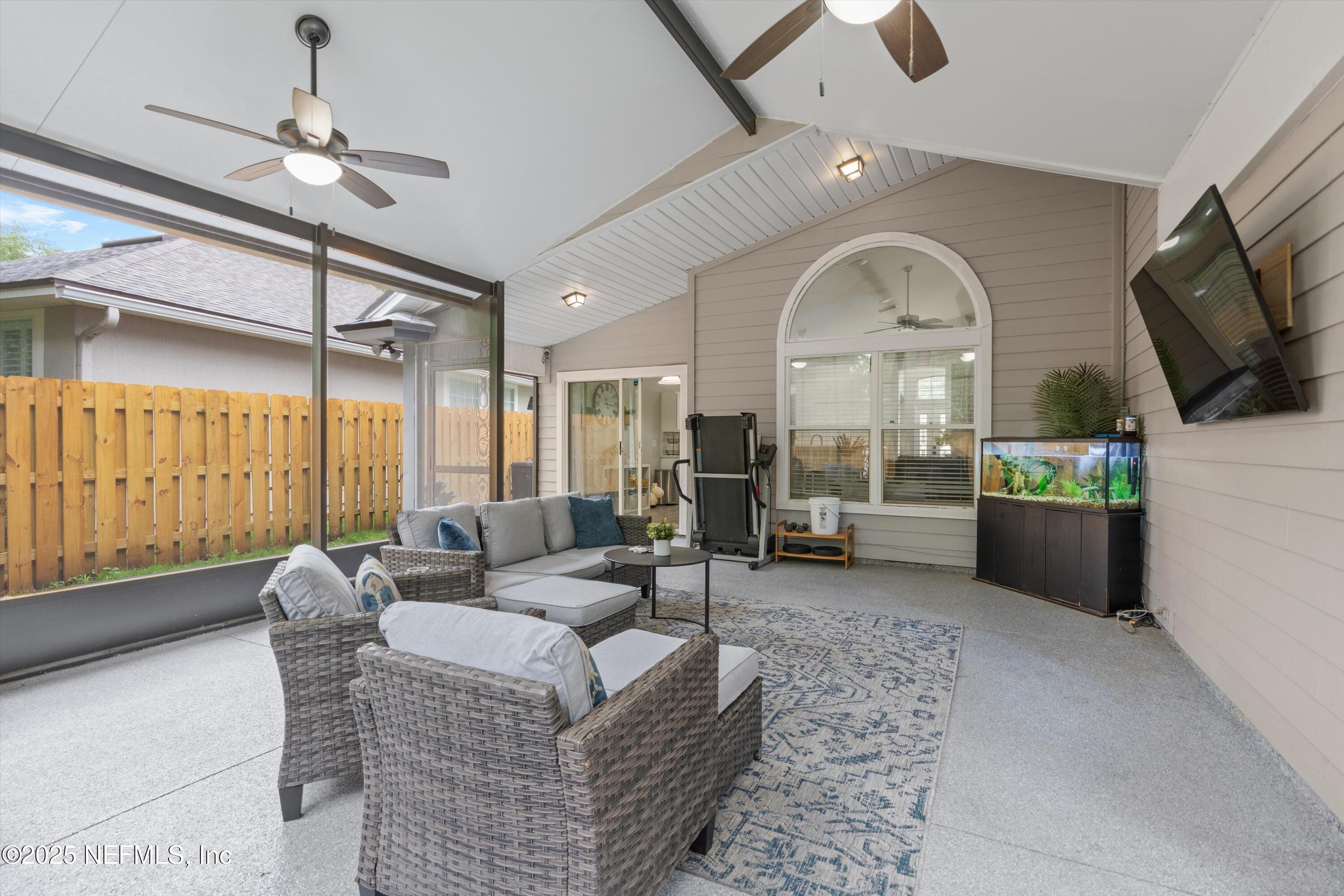 2250 TRAILWOOD Drive