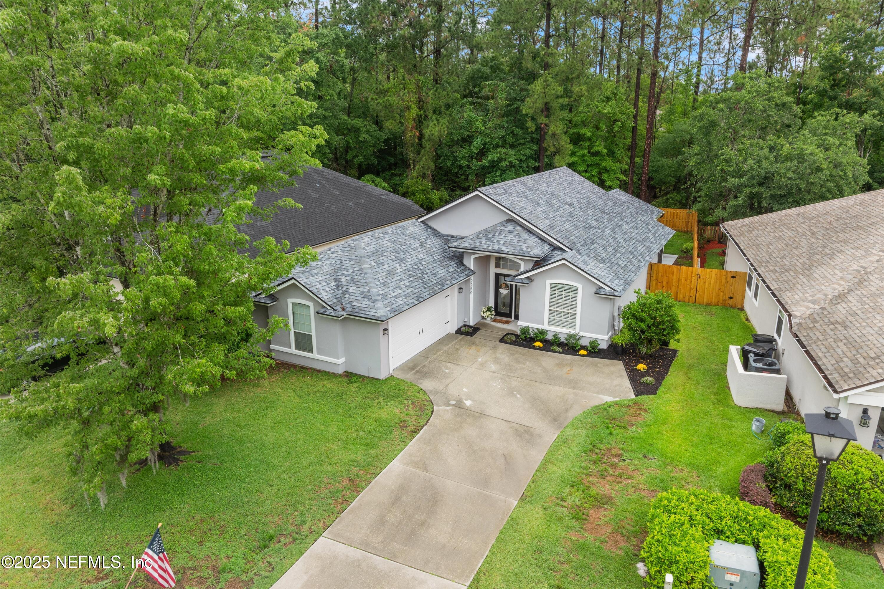 2250 TRAILWOOD Drive