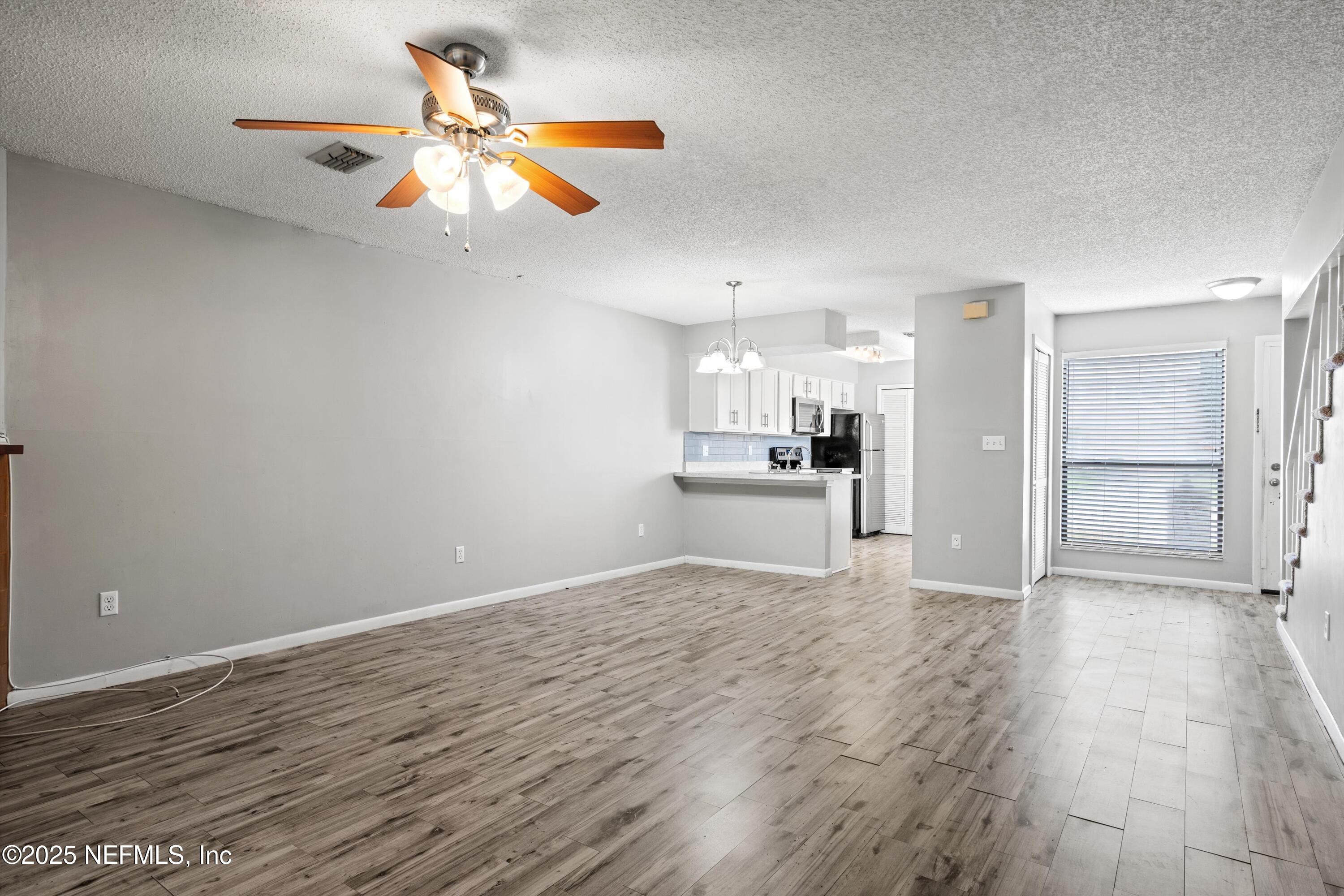 4846 KINGSMEADOW Lane