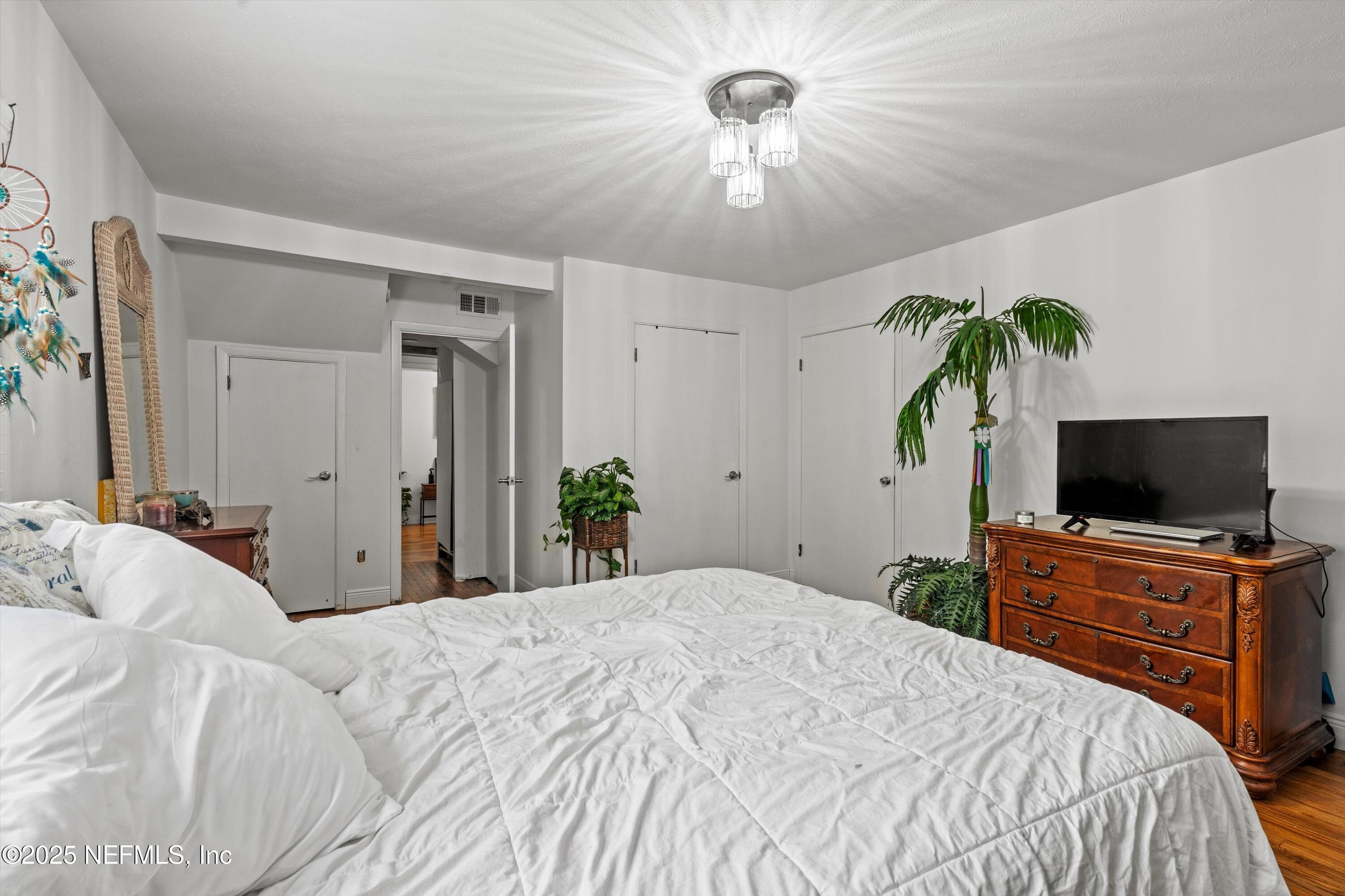 6241 RIVIERA MANOR Drive