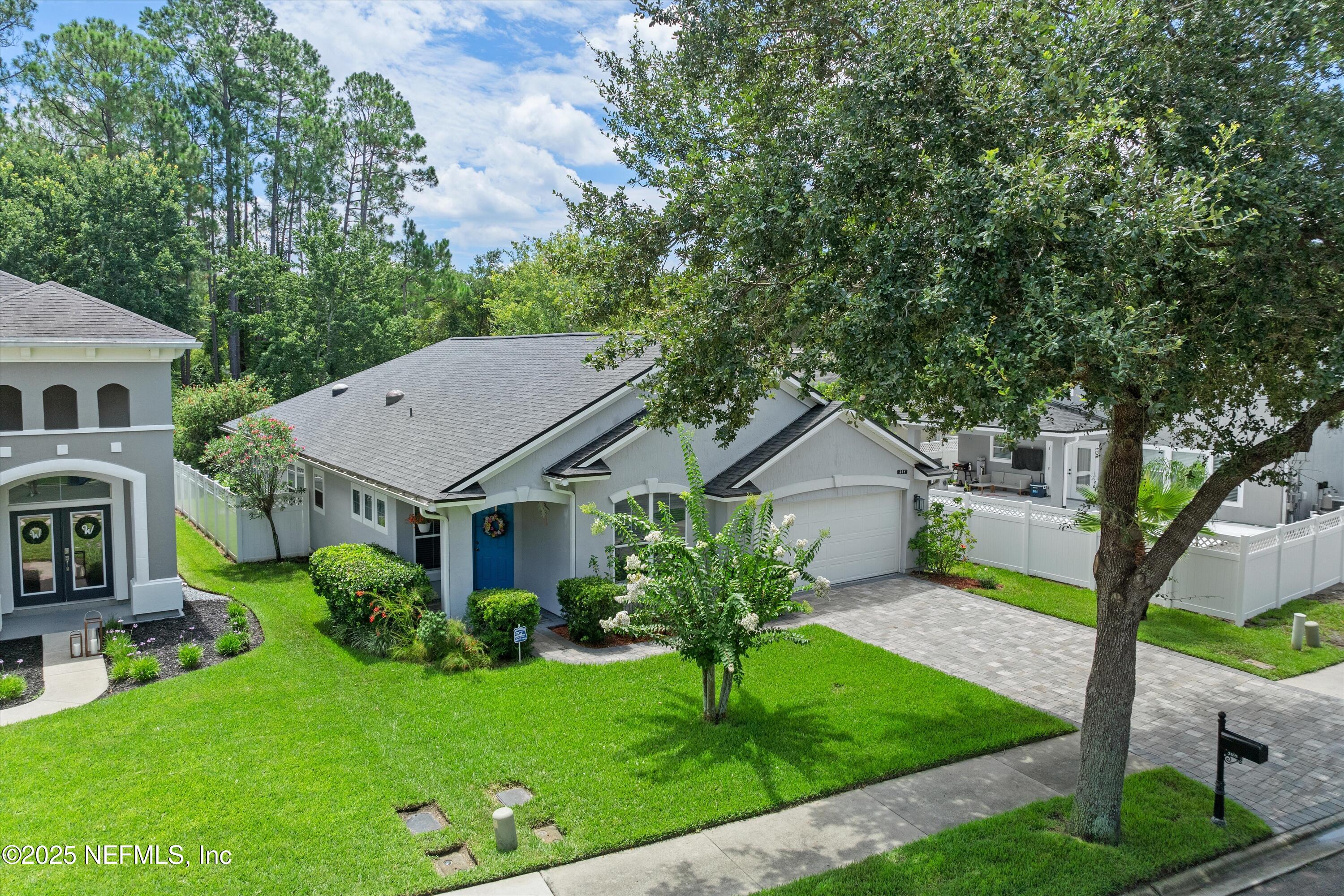 308 CARRIAGE HILL Court, St. Johns