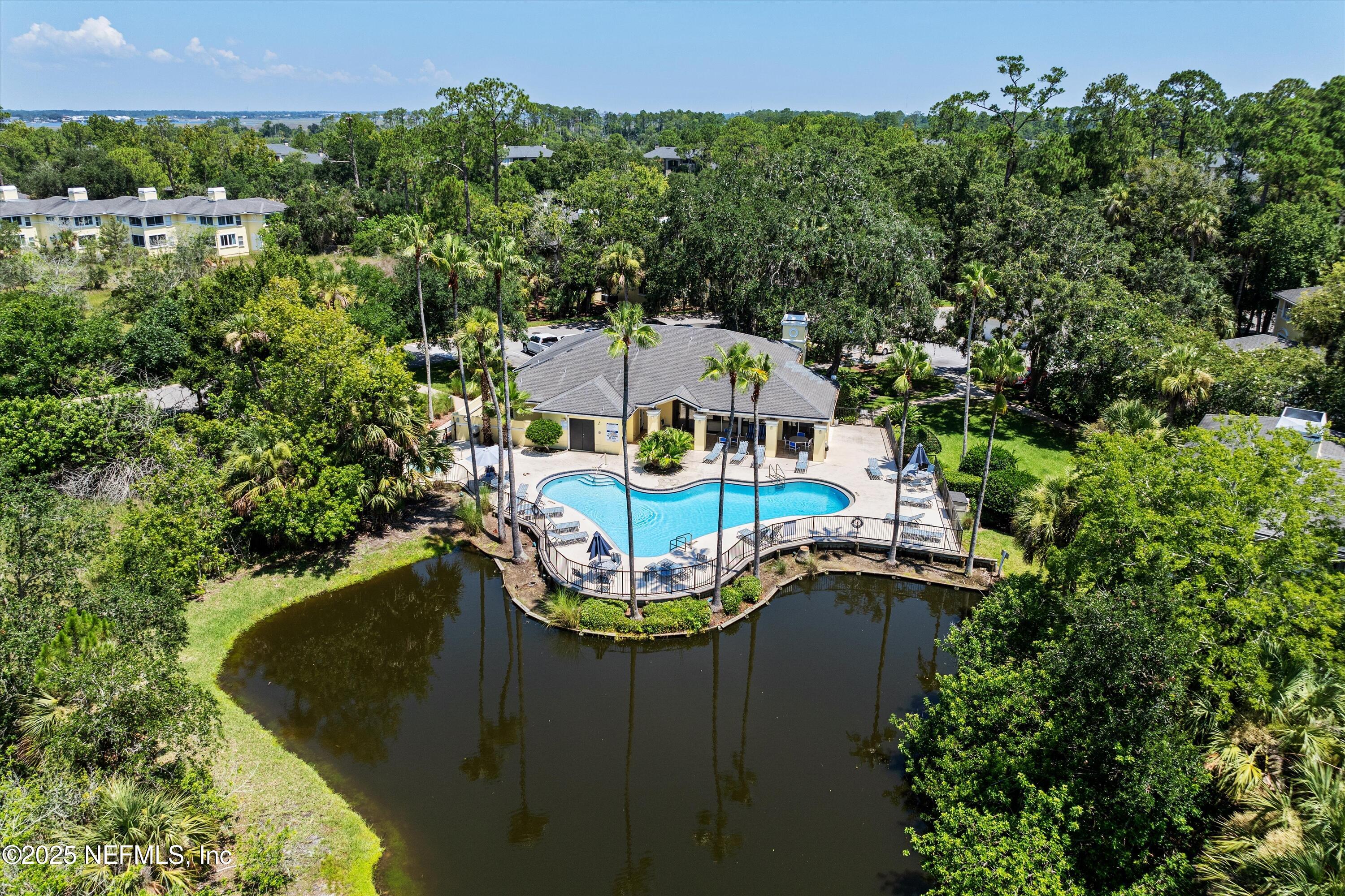 1800 THE GREENS Way, 304