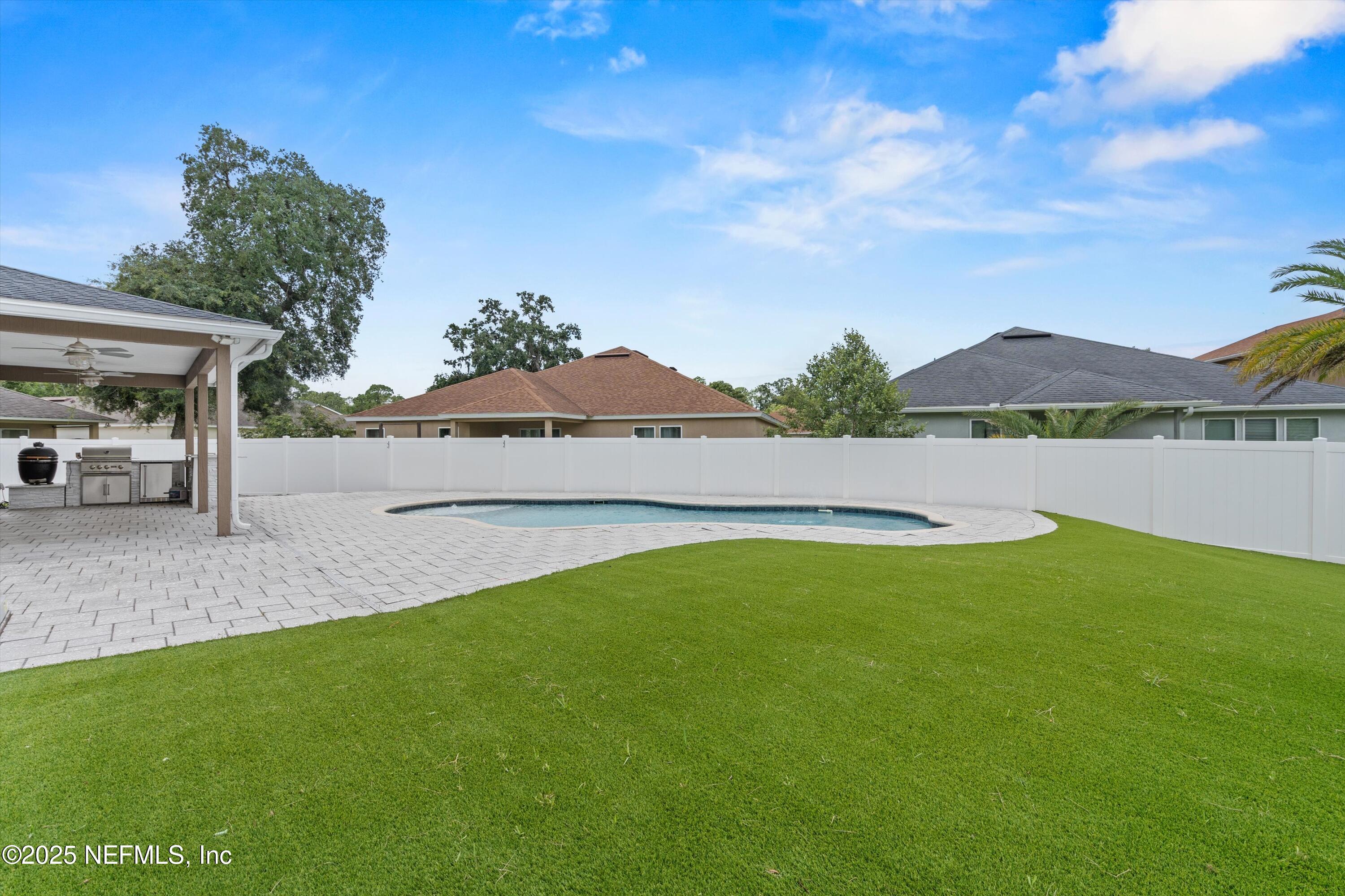 12445 ACOSTA OAKS Drive