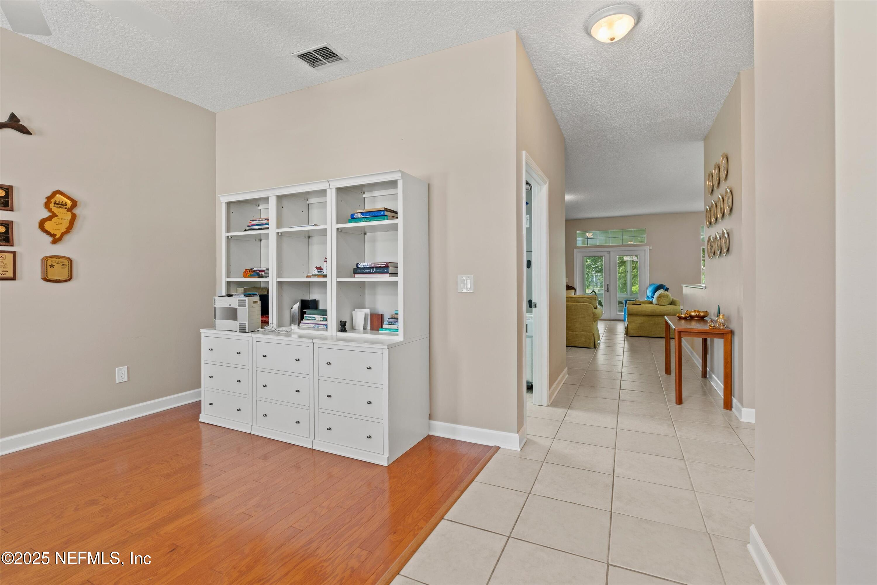 4567 ROCKY RIVER Road W