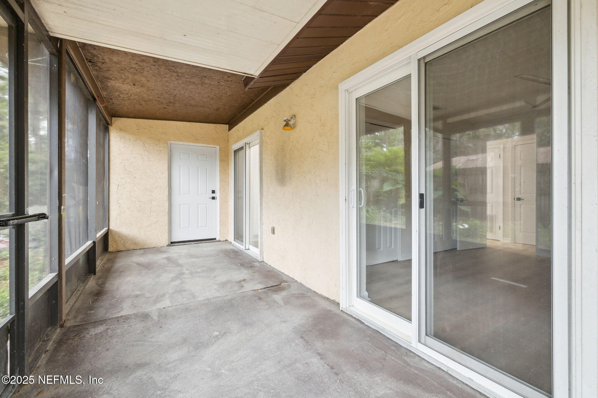 2636 SUNNYSIDE Drive