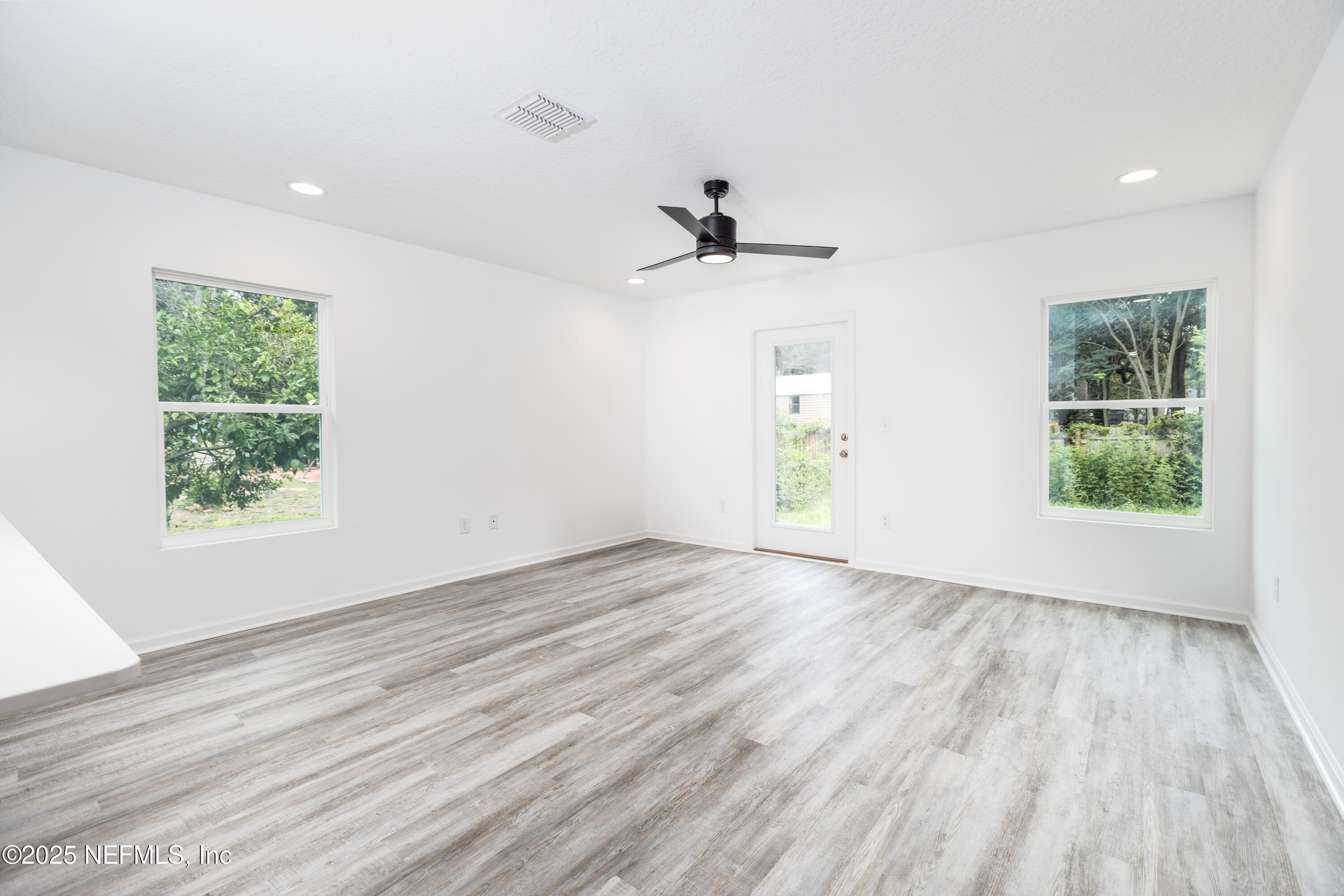 5124 SHENANDOAH Avenue