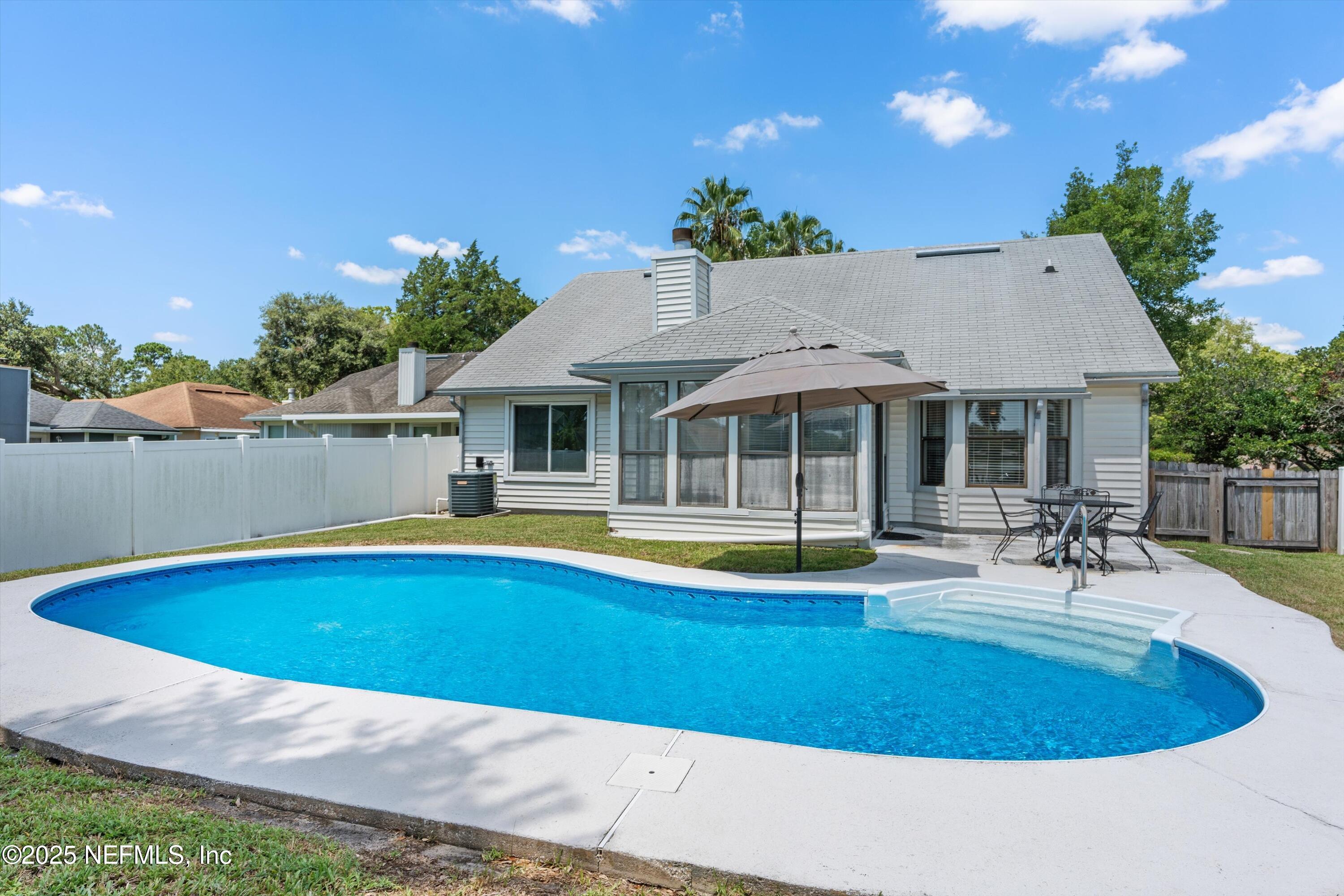 311 LAKE BLUFF Court